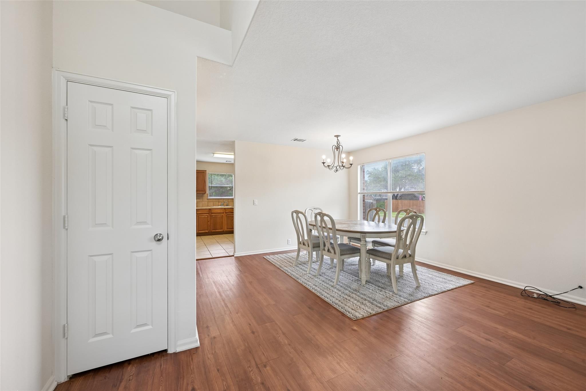 364 Hometown Pkwy, Kyle, TX 78640