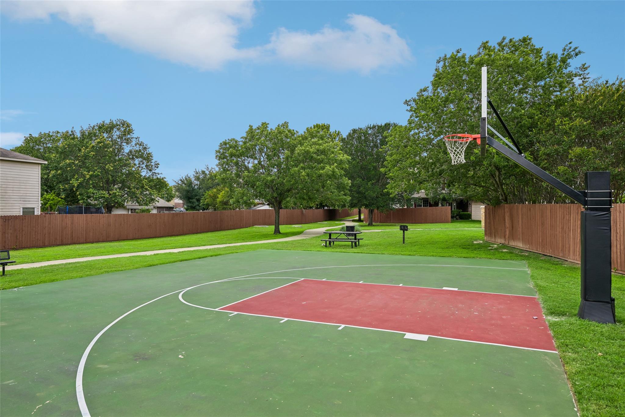 364 Hometown Pkwy, Kyle, TX 78640