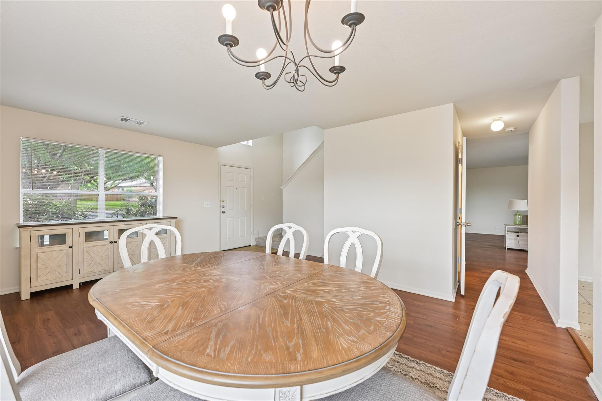 364 Hometown Pkwy, Kyle, TX 78640
