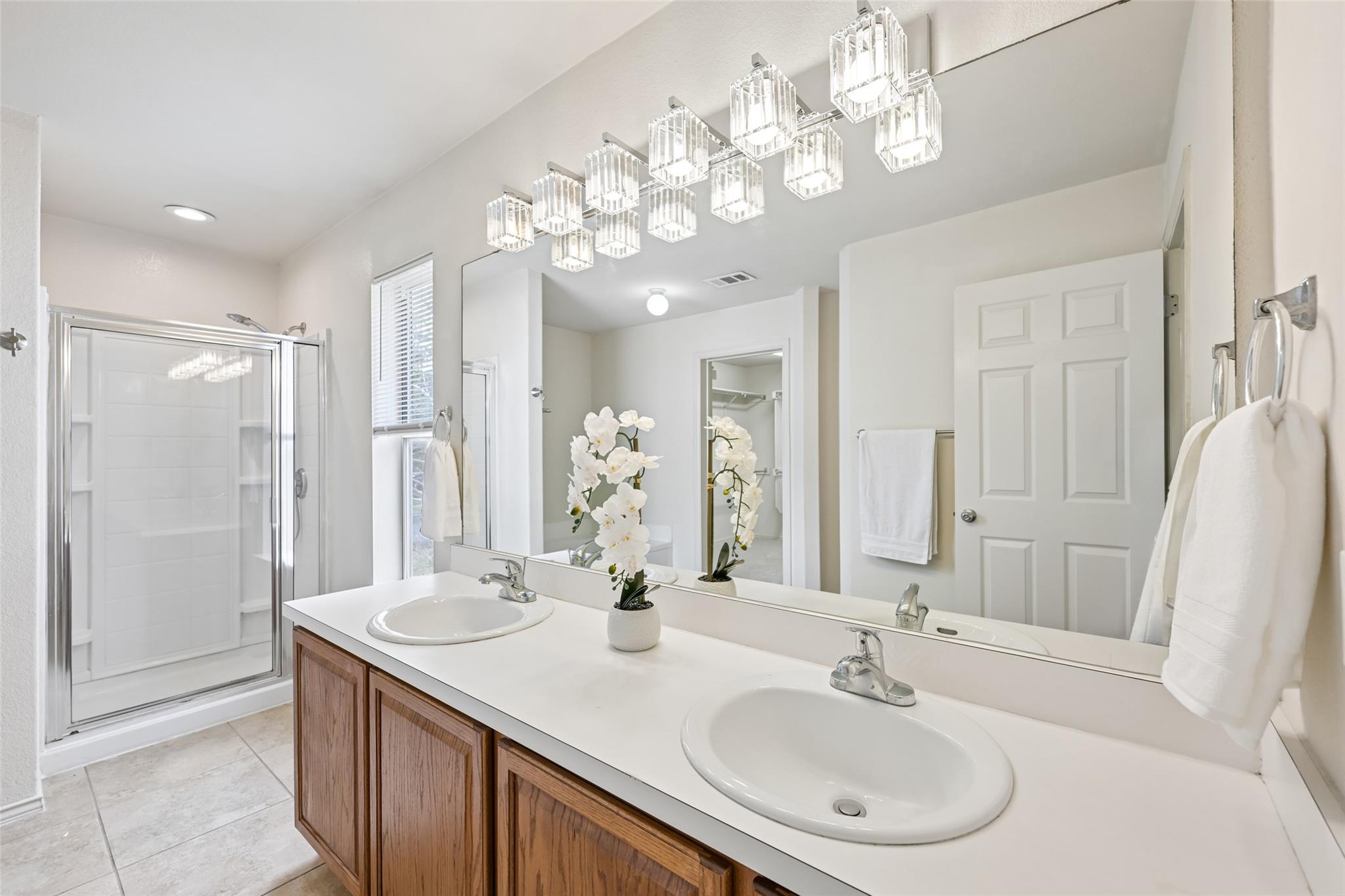 364 Hometown Pkwy, Kyle, TX 78640
