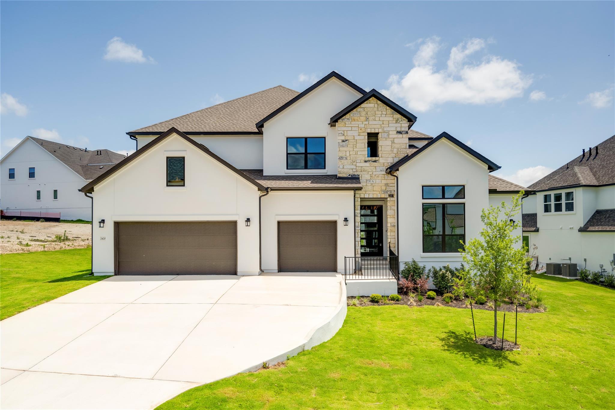 2420 Sondrio Bnd, Leander, TX 78641