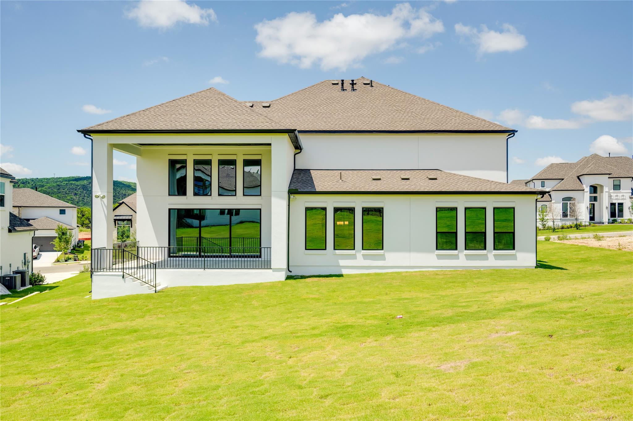 2420 Sondrio Bnd, Leander, TX 78641
