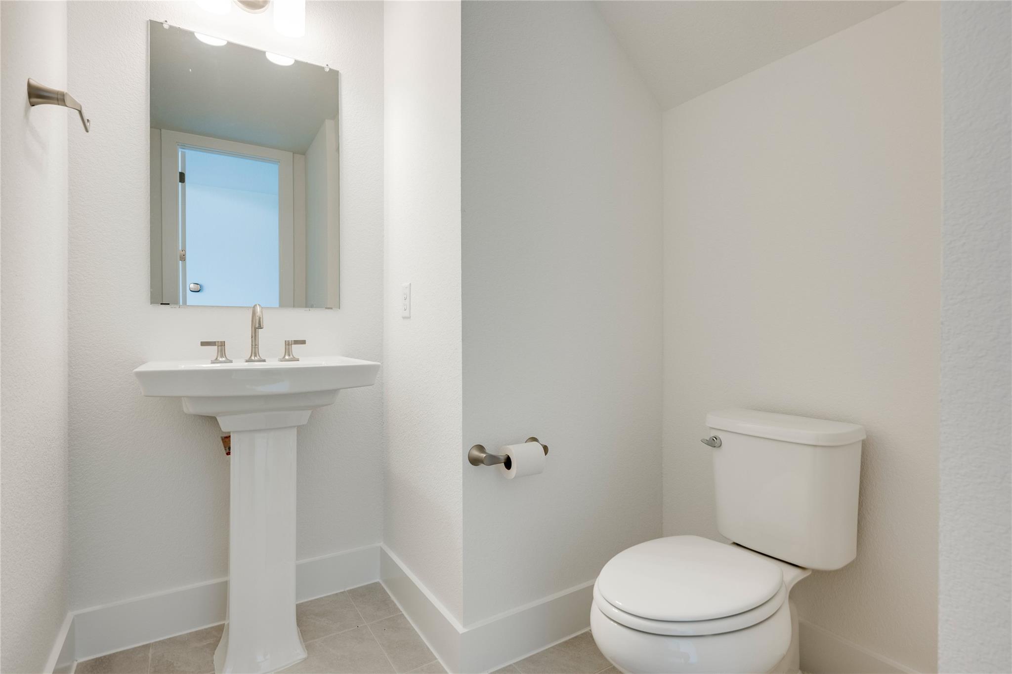 2420 Sondrio Bnd, Leander, TX 78641