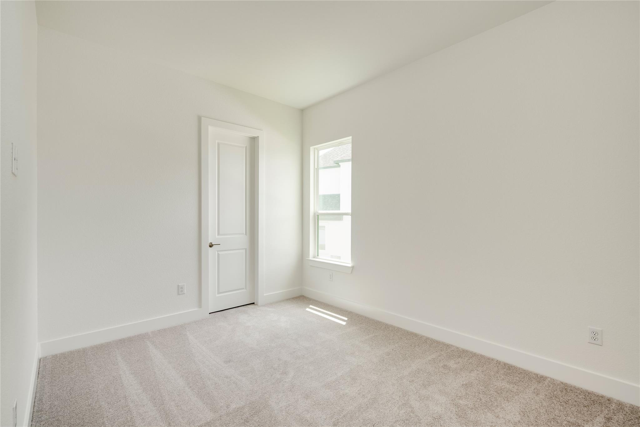 2420 Sondrio Bnd, Leander, TX 78641