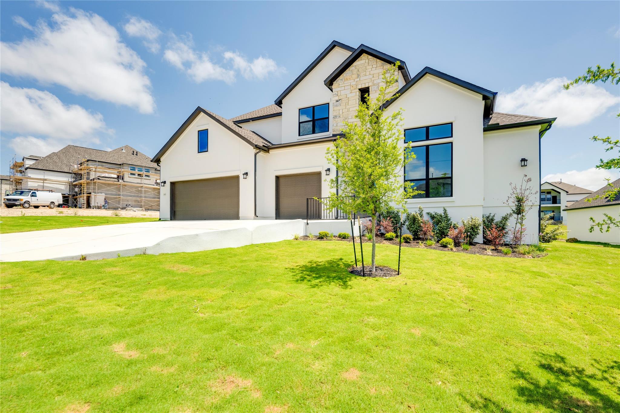 2420 Sondrio Bnd, Leander, TX 78641