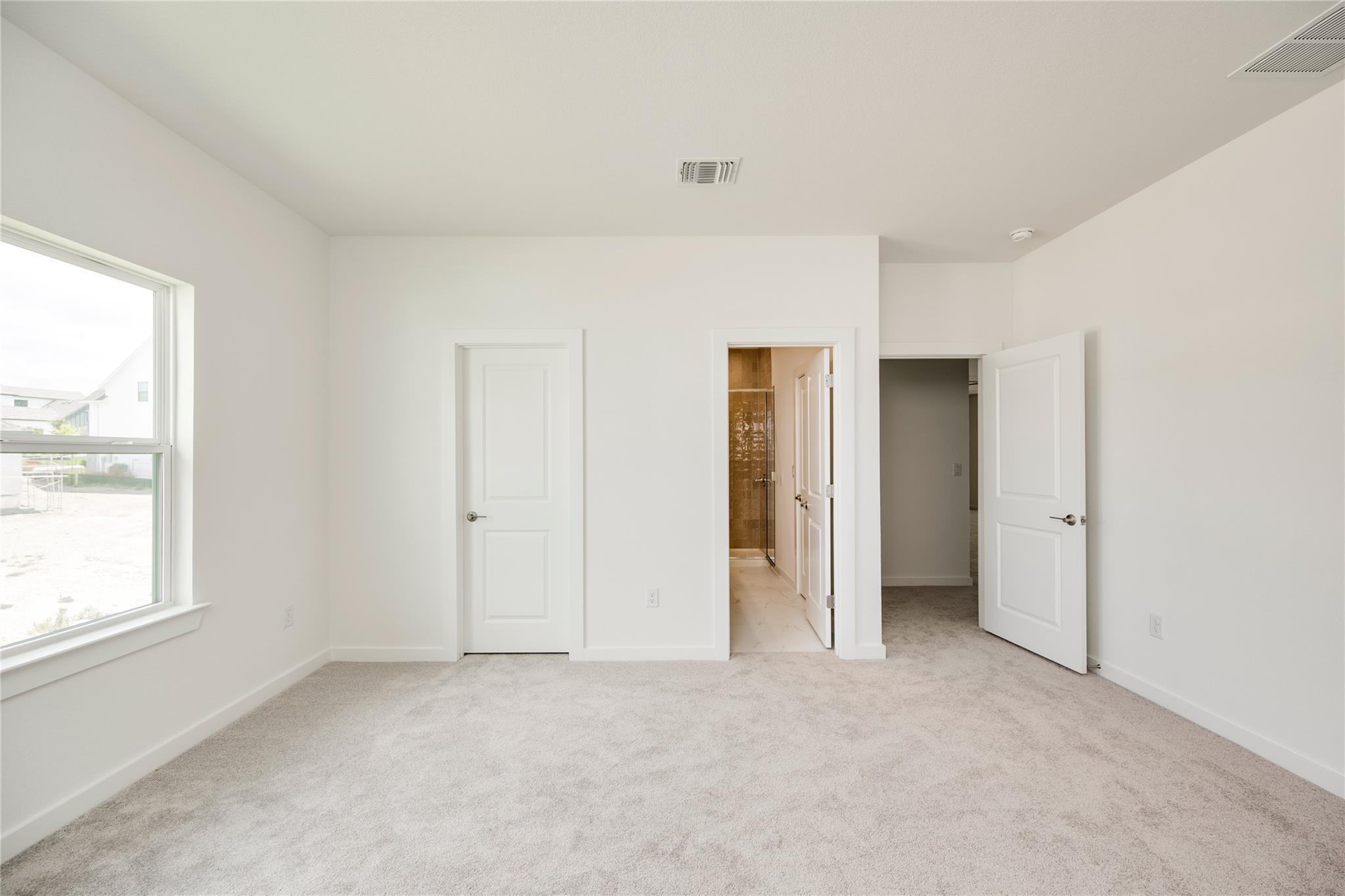 2420 Sondrio Bnd, Leander, TX 78641