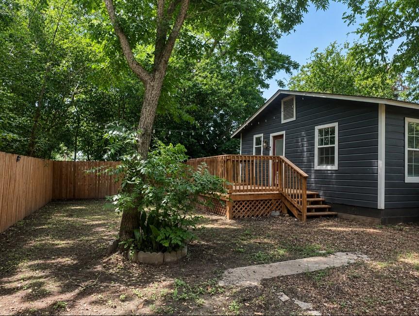 517 W Martin Luther King Dr, San Marcos, TX 78666