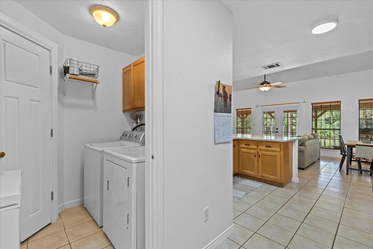 120 LAKE POINT Way, Bastrop, TX 78602