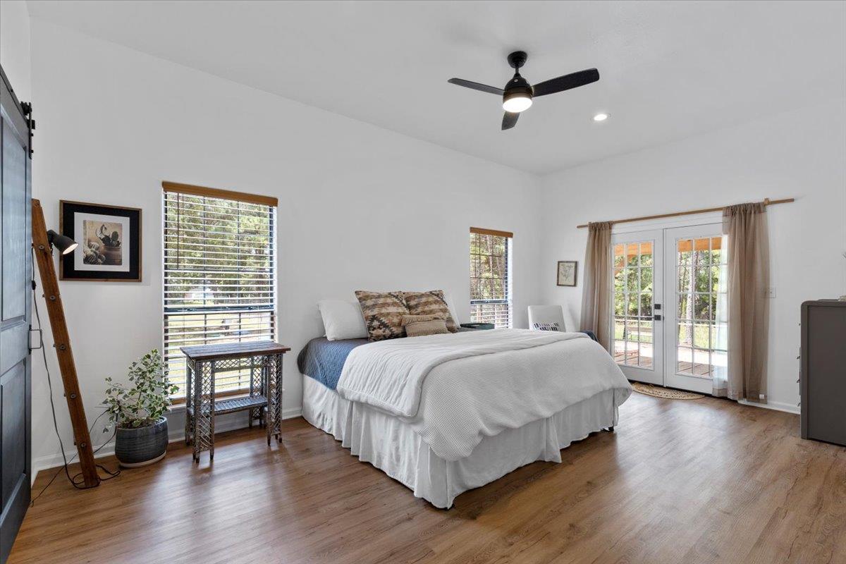 120 LAKE POINT Way, Bastrop, TX 78602