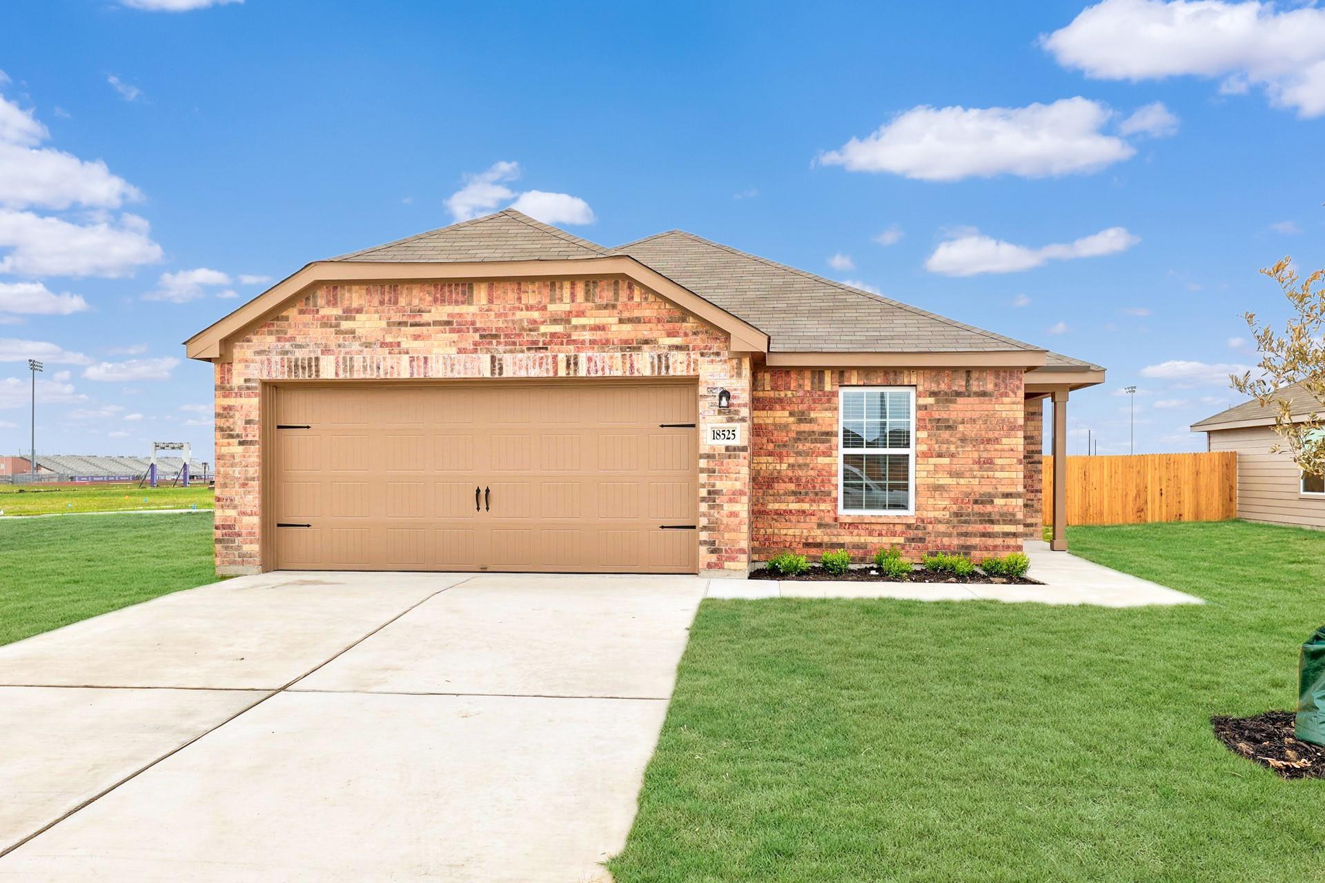 18525 Quiet Range Dr, Elgin, TX 78621
