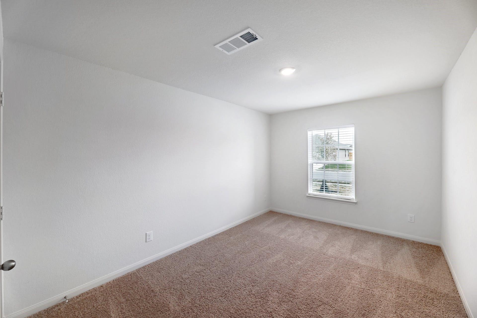 18525 Quiet Range Dr, Elgin, TX 78621