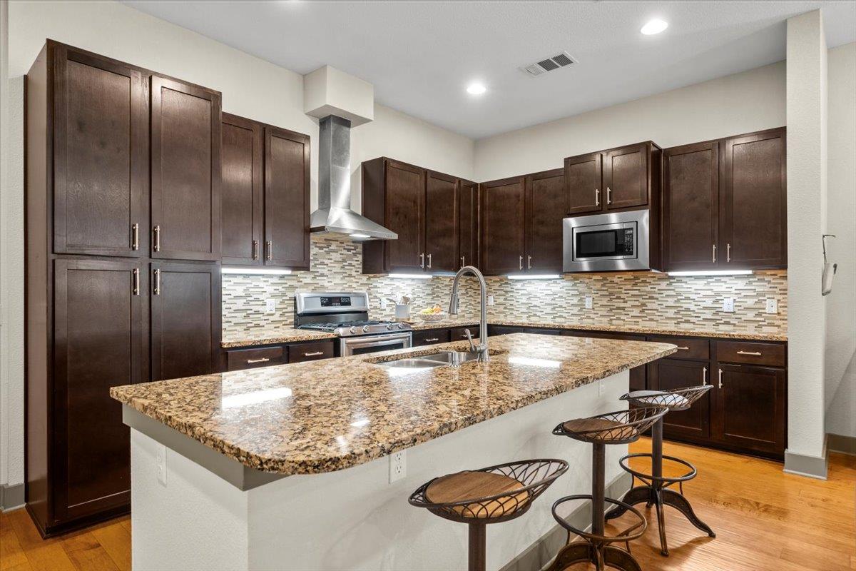 2520 Bluebonnet Ln # 21, Austin, TX 78704