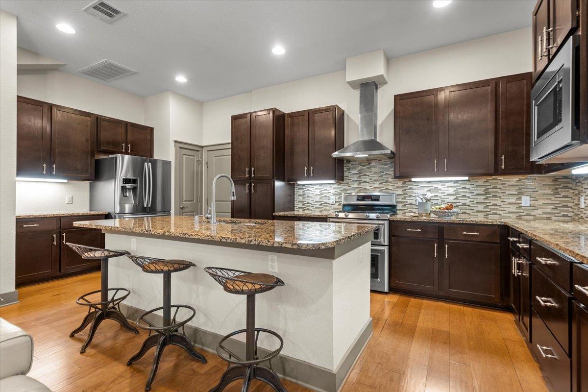 2520 Bluebonnet Ln # 21, Austin, TX 78704