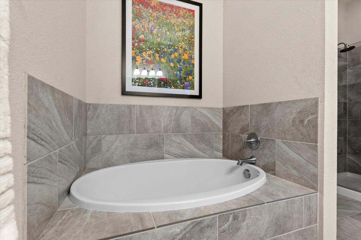 2520 Bluebonnet Ln # 21, Austin, TX 78704