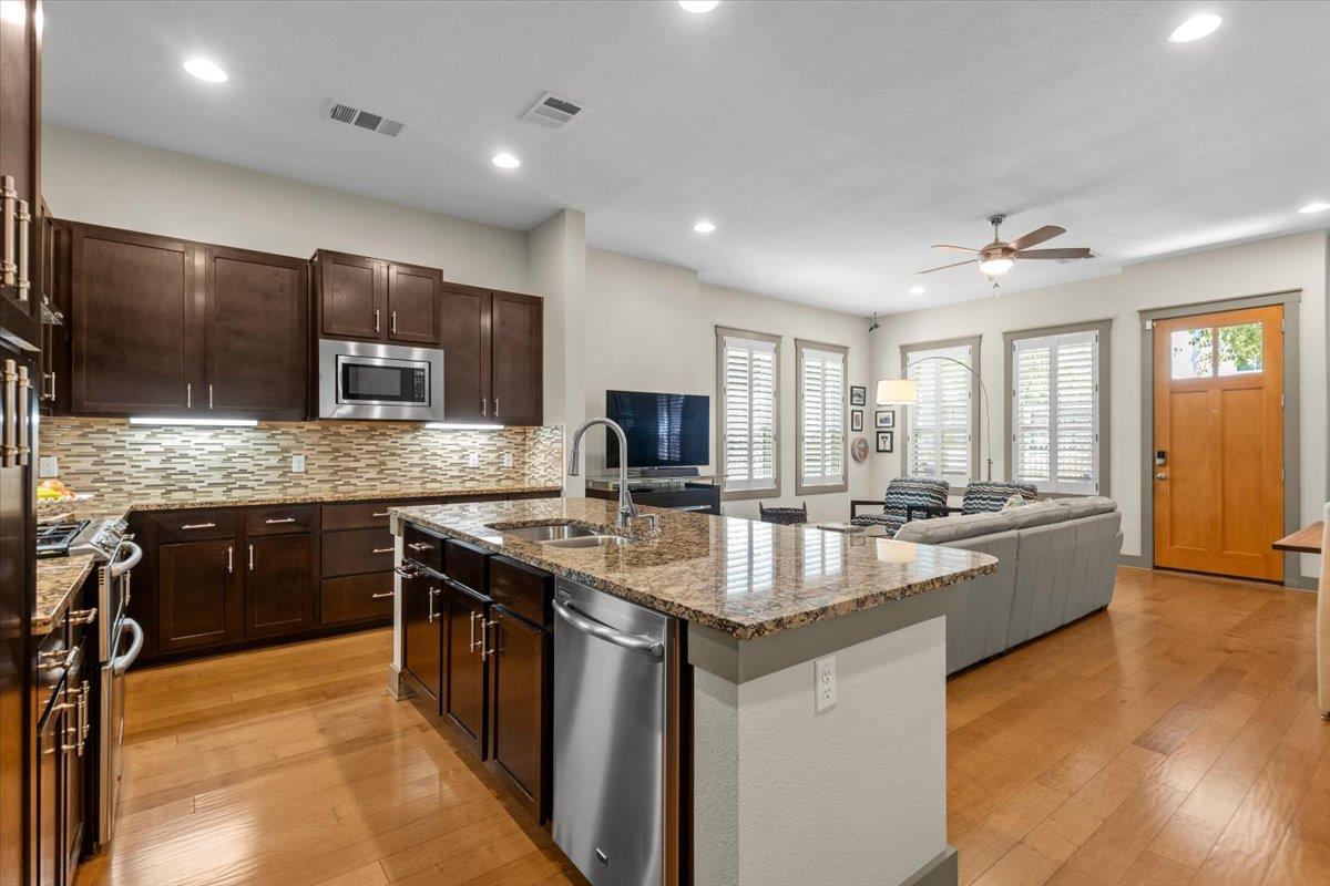 2520 Bluebonnet Ln # 21, Austin, TX 78704