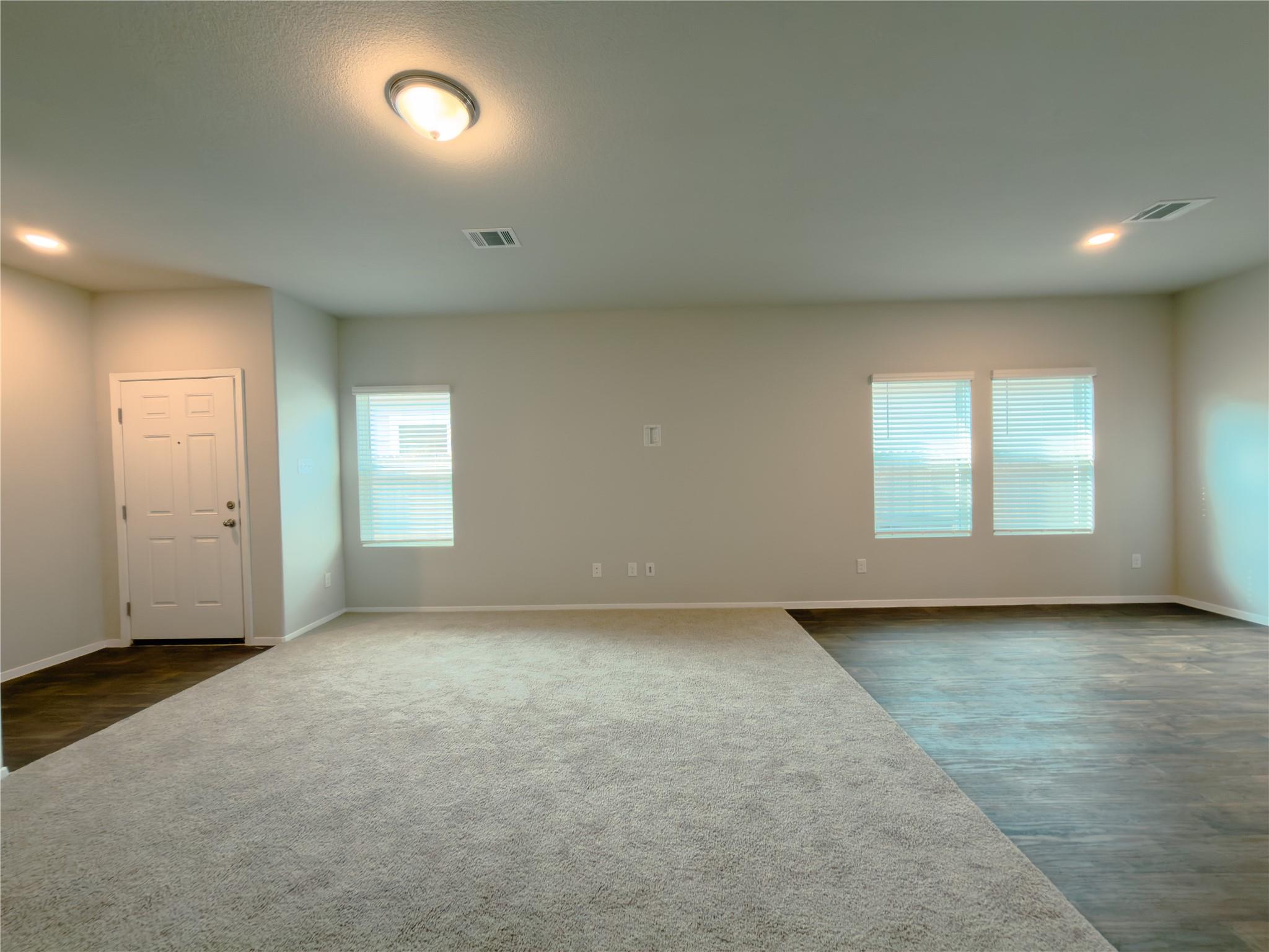 129 Tall Grass Dr, Georgetown, TX 78628