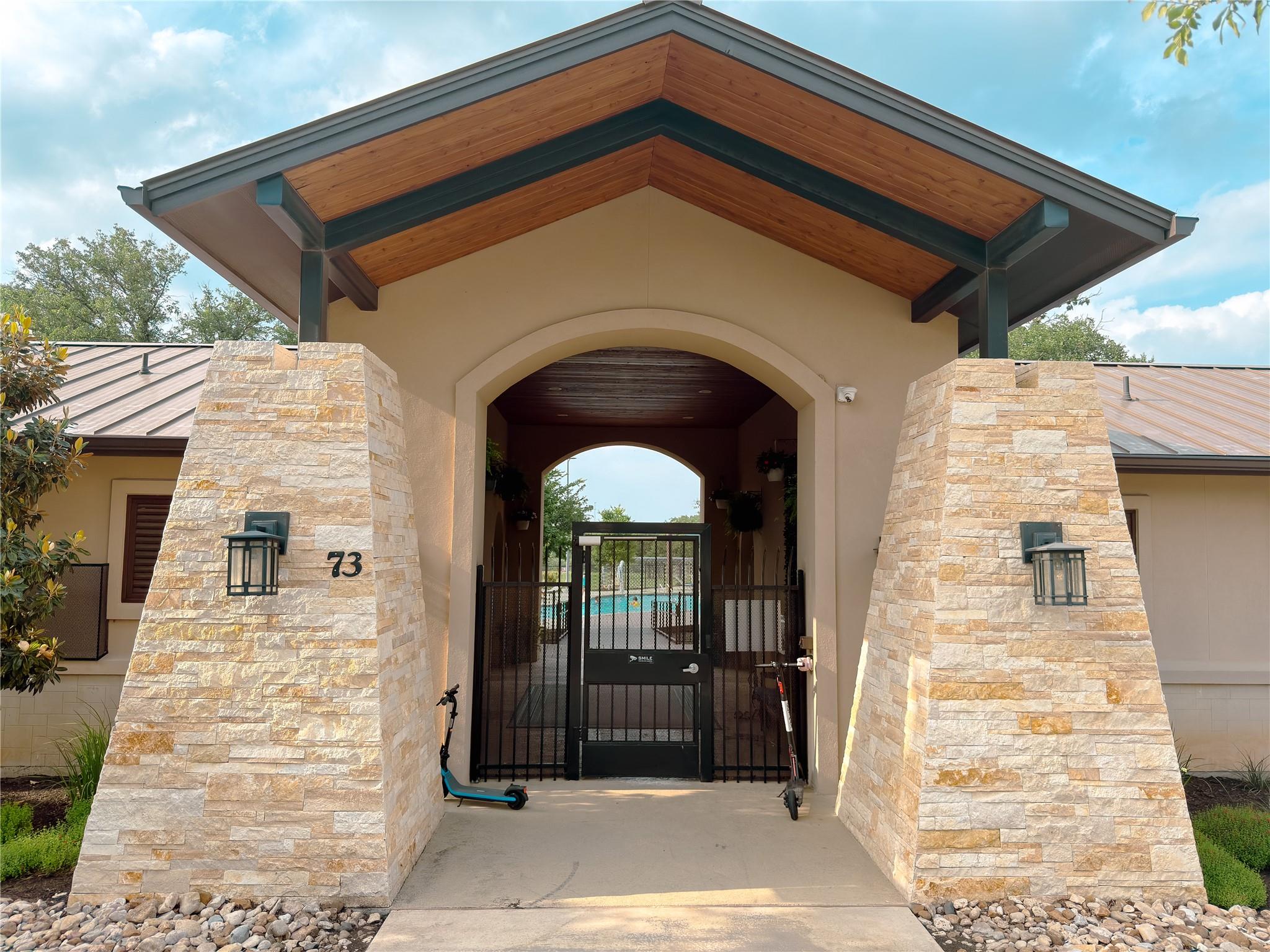 129 Tall Grass Dr, Georgetown, TX 78628