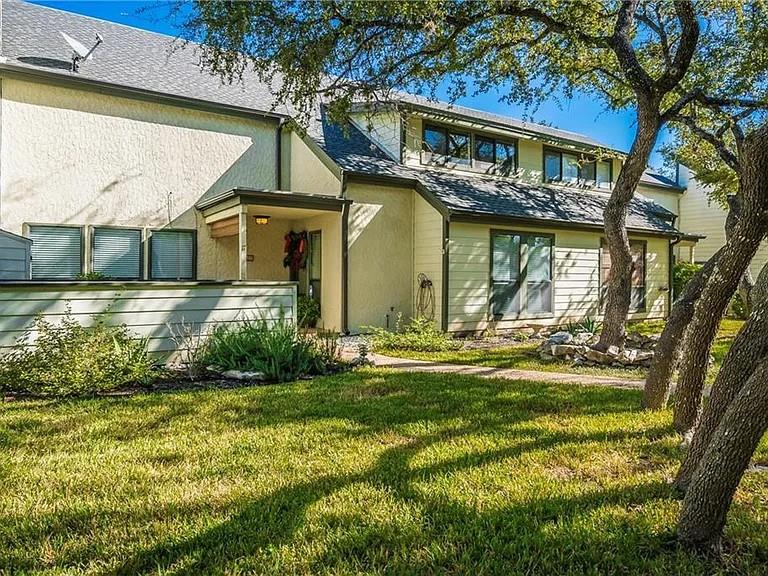 17 Casa Verde St # 17, Lakeway, TX 78734