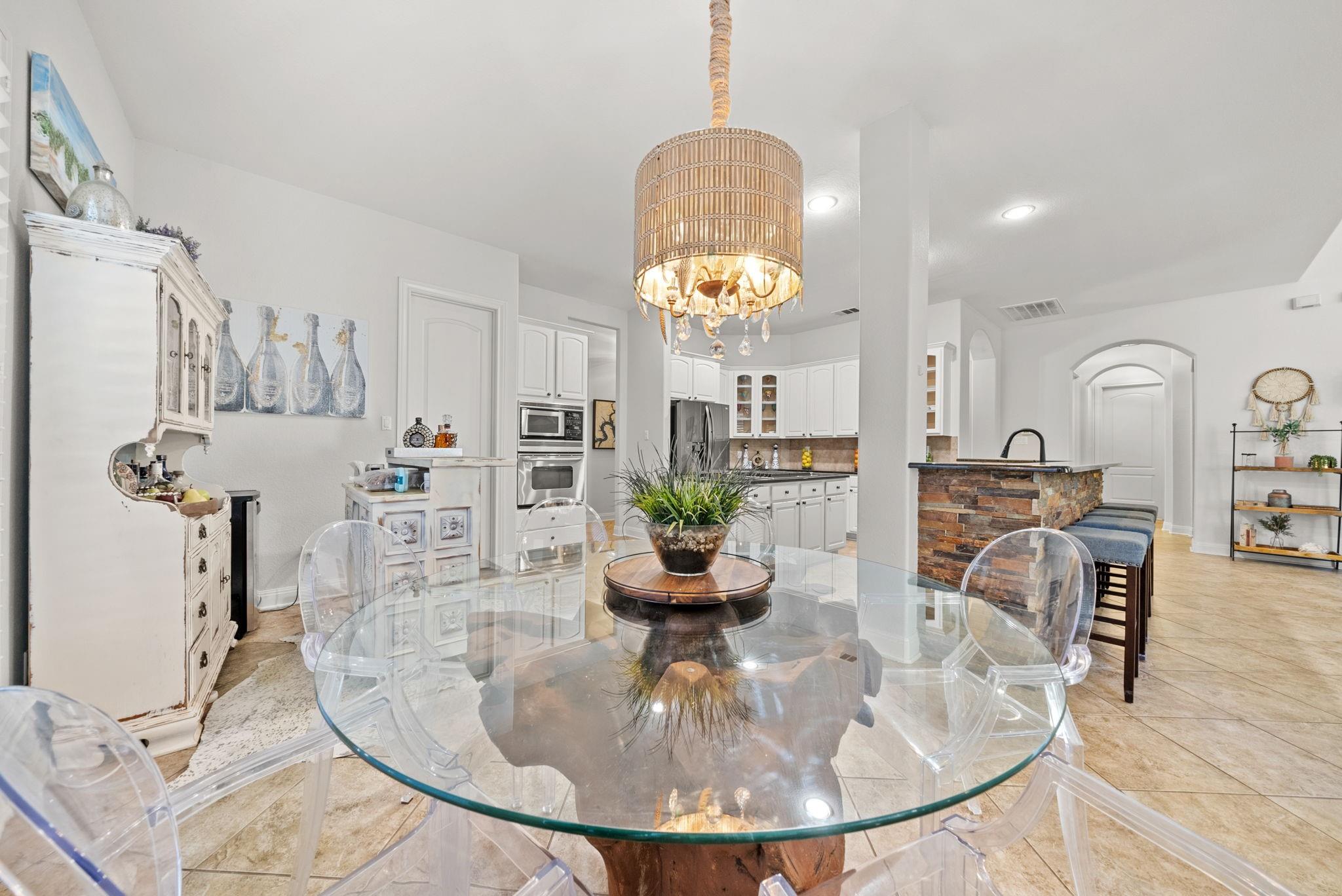 122 Sebastians Run, Austin, TX 78738