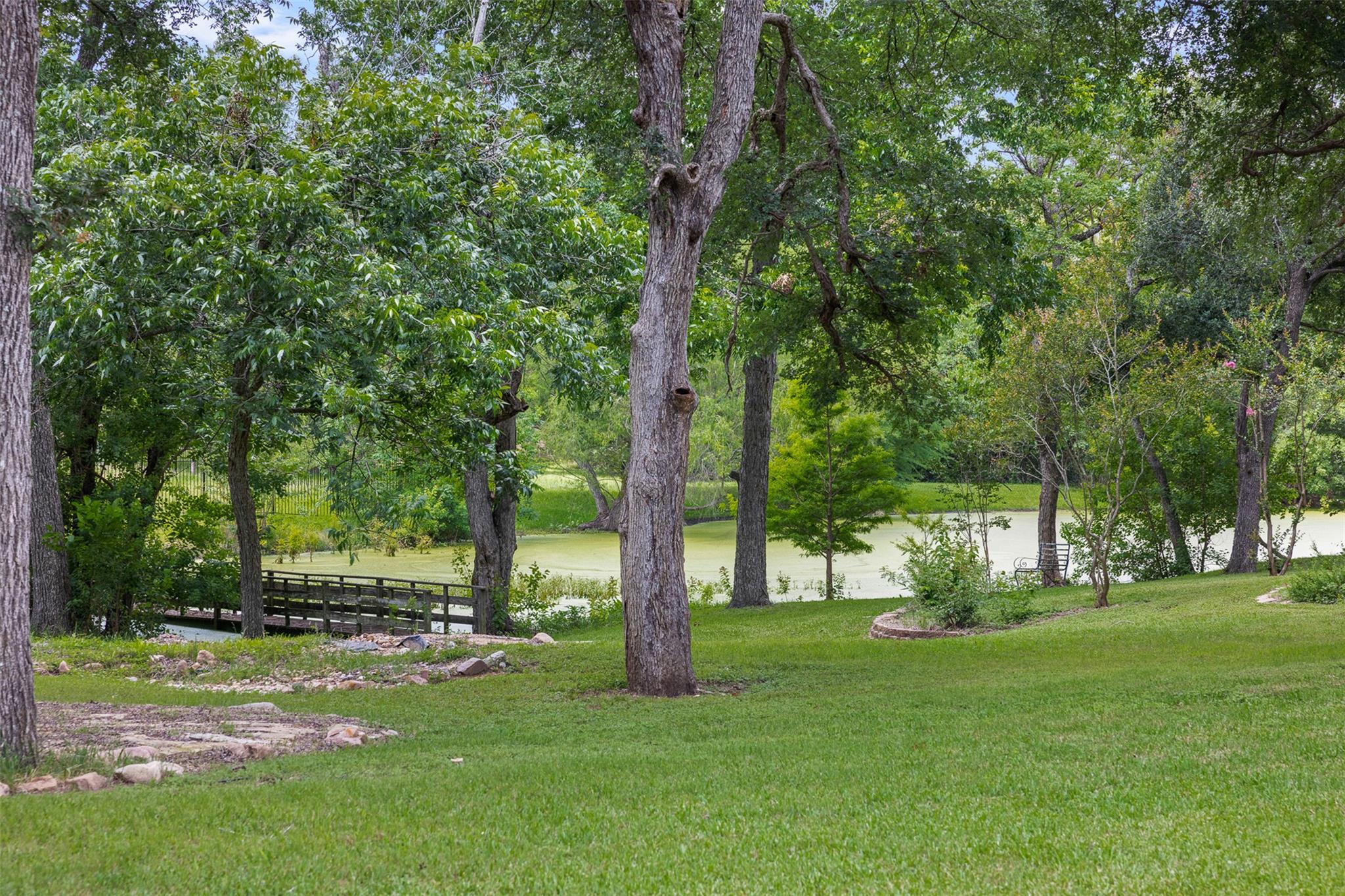 1102 N F Ave, Elgin, TX 78621