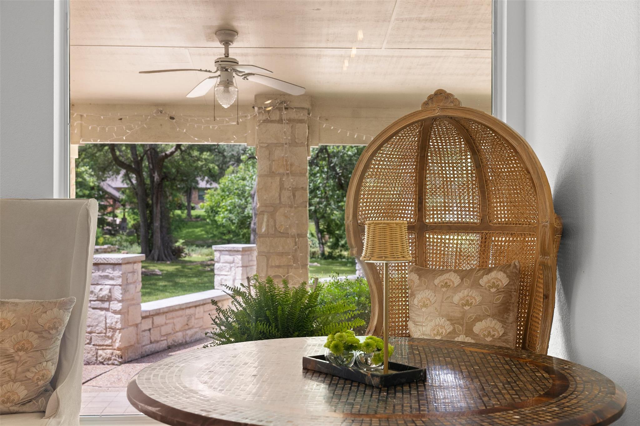 1102 N F Ave, Elgin, TX 78621