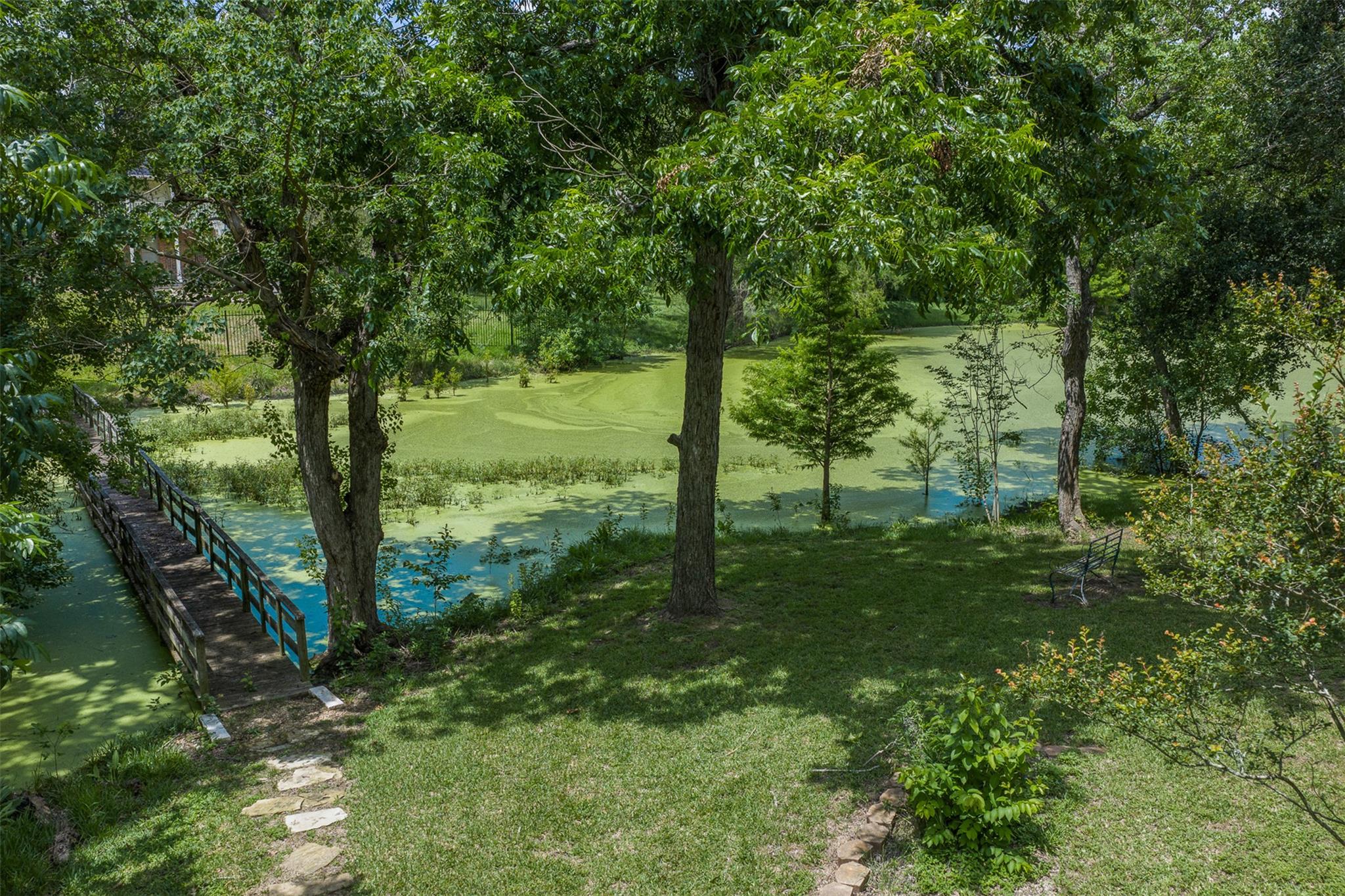 1102 N F Ave, Elgin, TX 78621