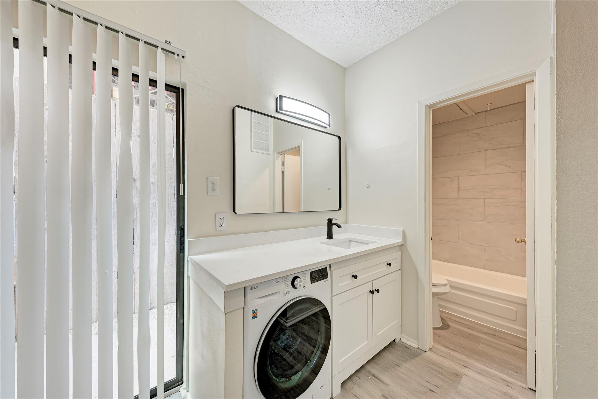 2714 Nueces St # 108, Austin, TX 78705