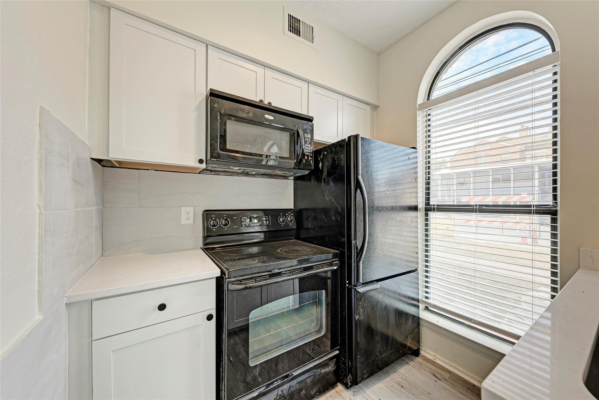 2714 Nueces St # 108, Austin, TX 78705
