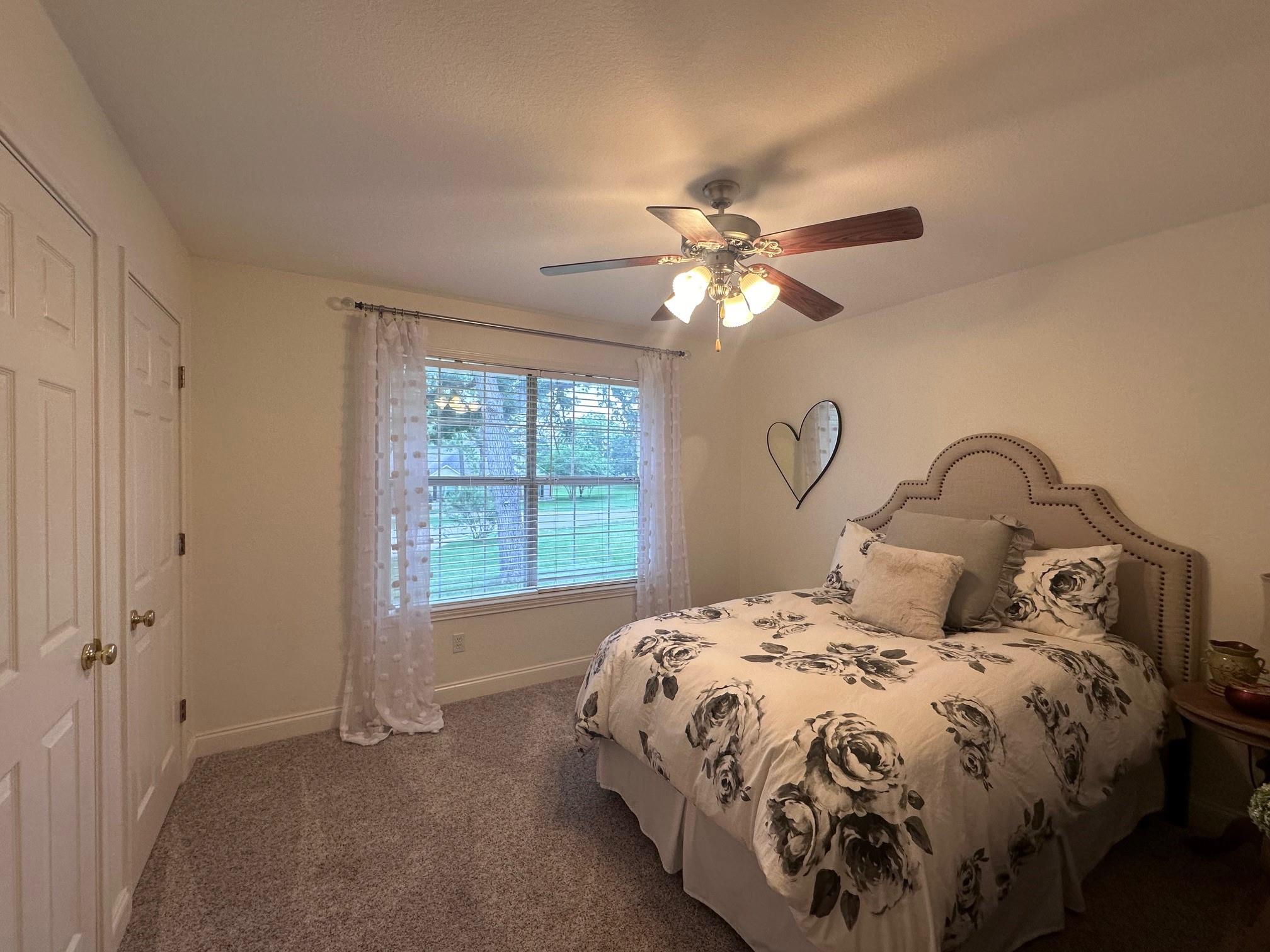 460 Tahitian Dr, Bastrop, TX 78602