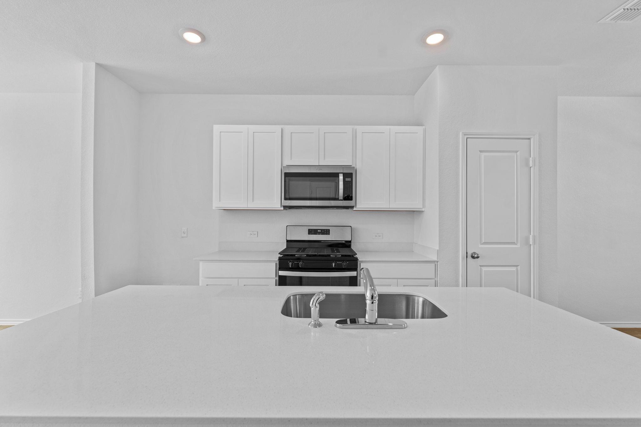 308 Santo Domingo Rd, Bastrop, TX 78602