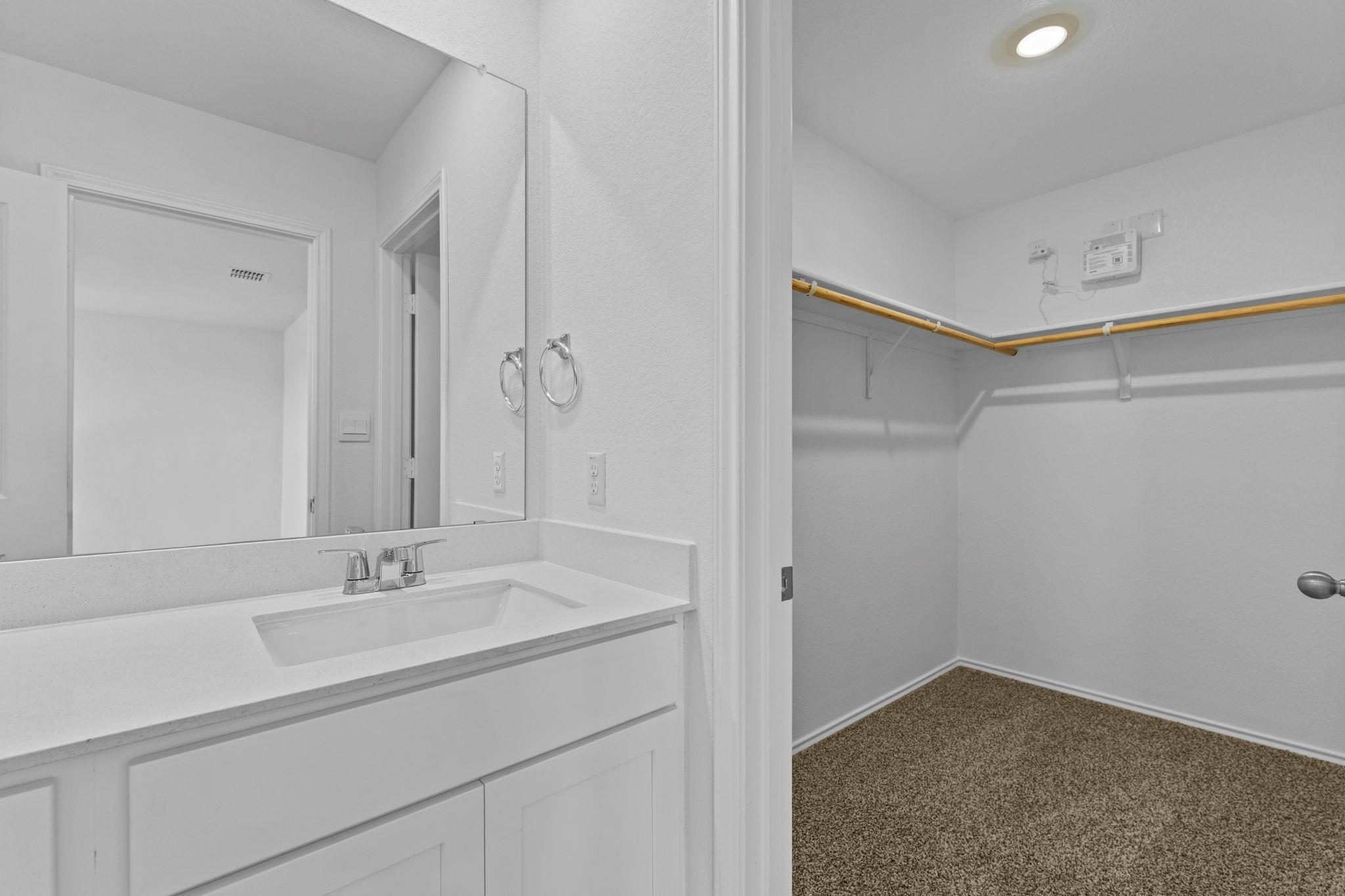 308 Santo Domingo Rd, Bastrop, TX 78602