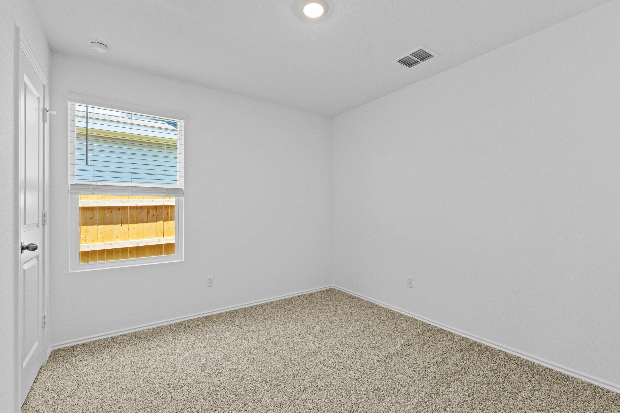 306 Nizao Ln, Bastrop, TX 78602