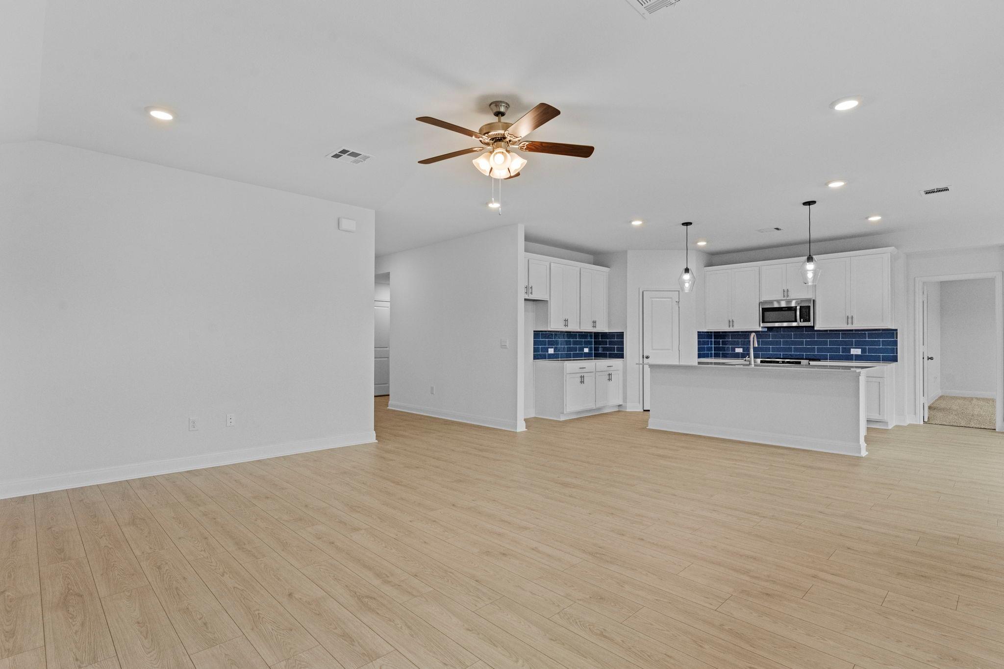 248 Rivers Edge Dr, Georgetown, TX 78628