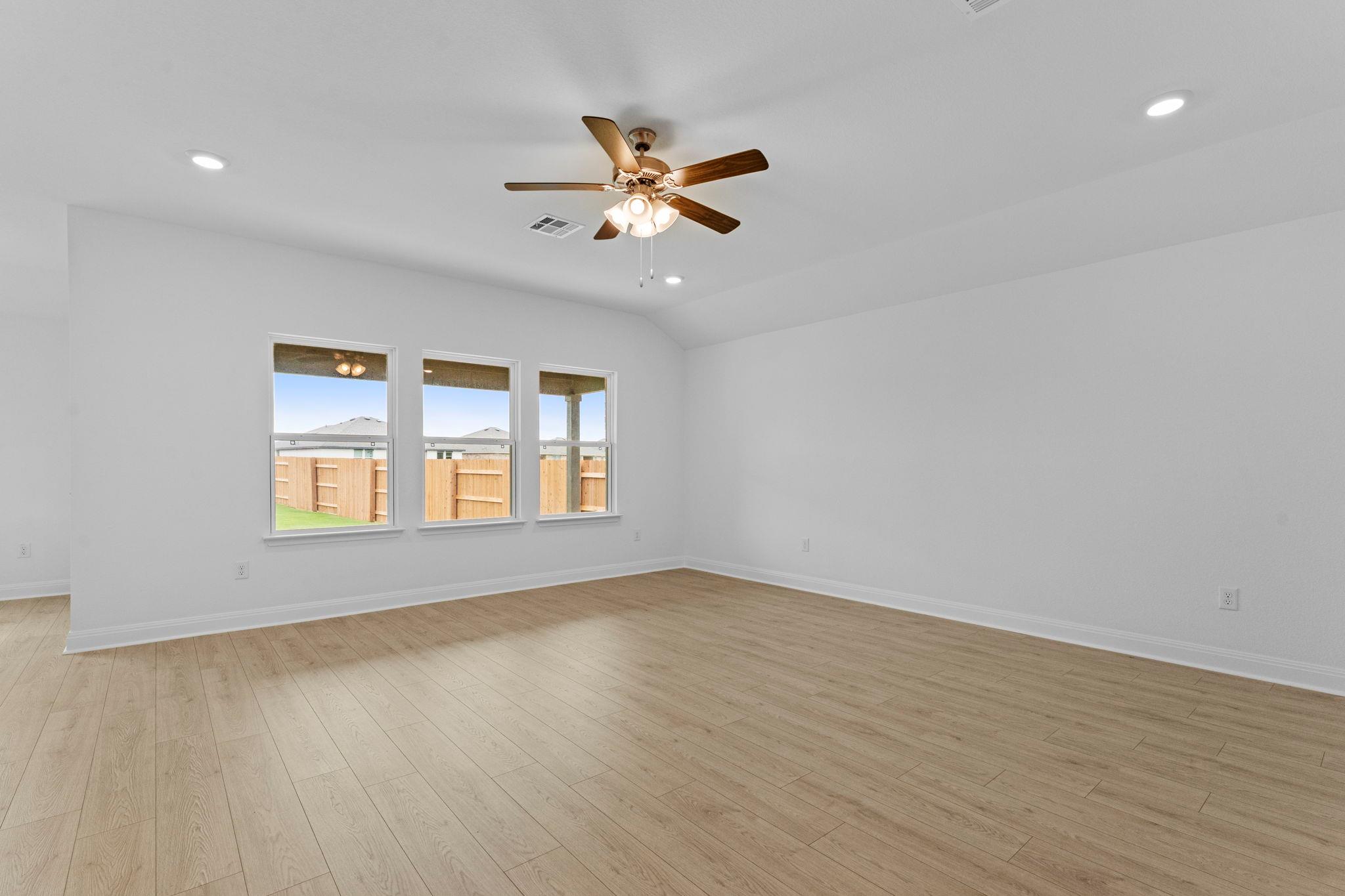 248 Rivers Edge Dr, Georgetown, TX 78628