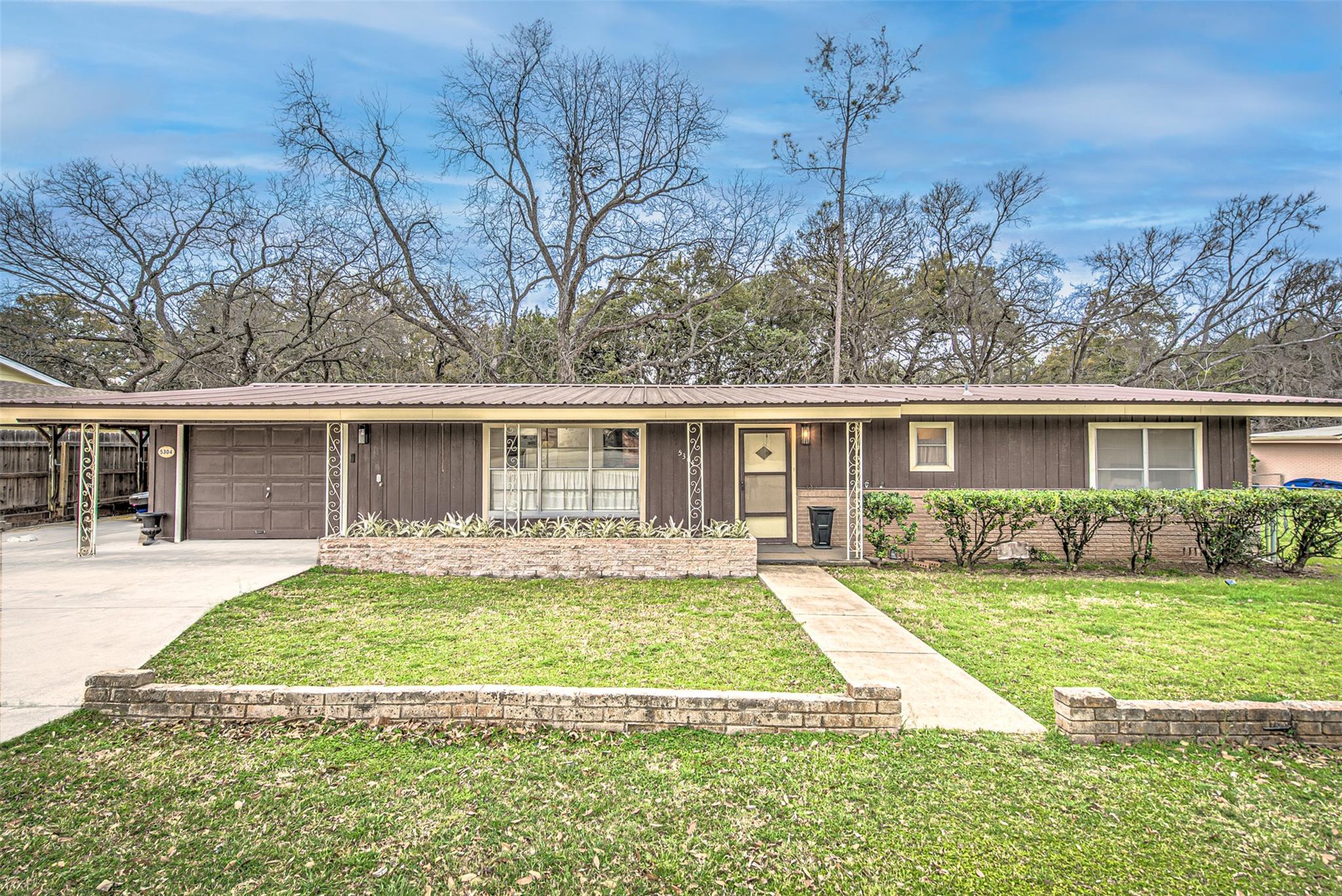 5304 Bedford St, Kingsland, TX 78639