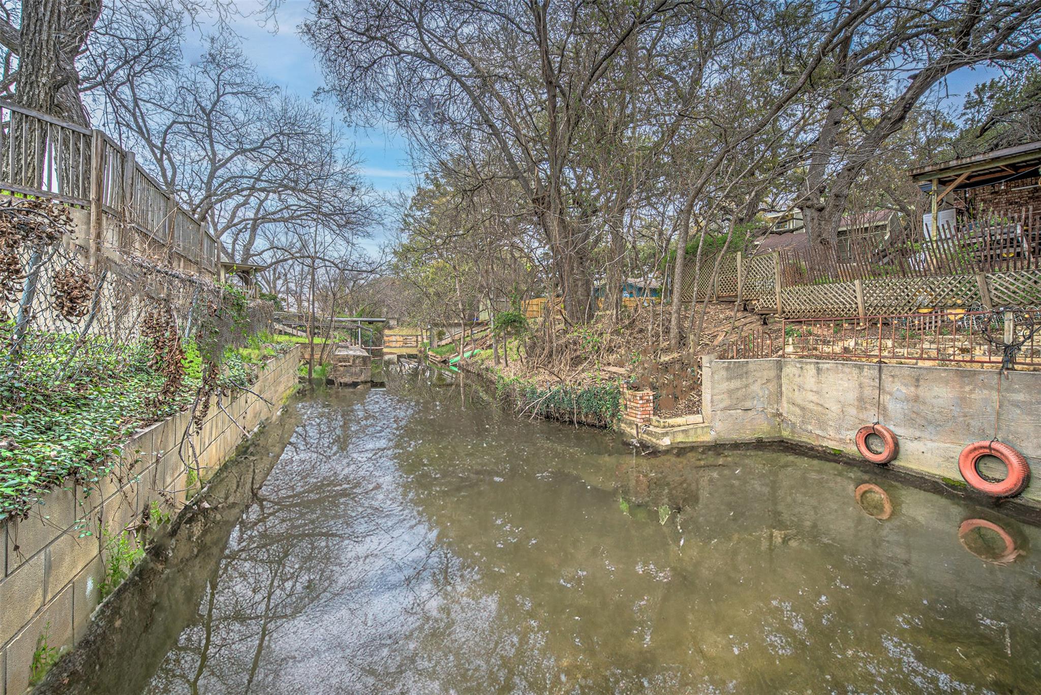 5304 Bedford St, Kingsland, TX 78639