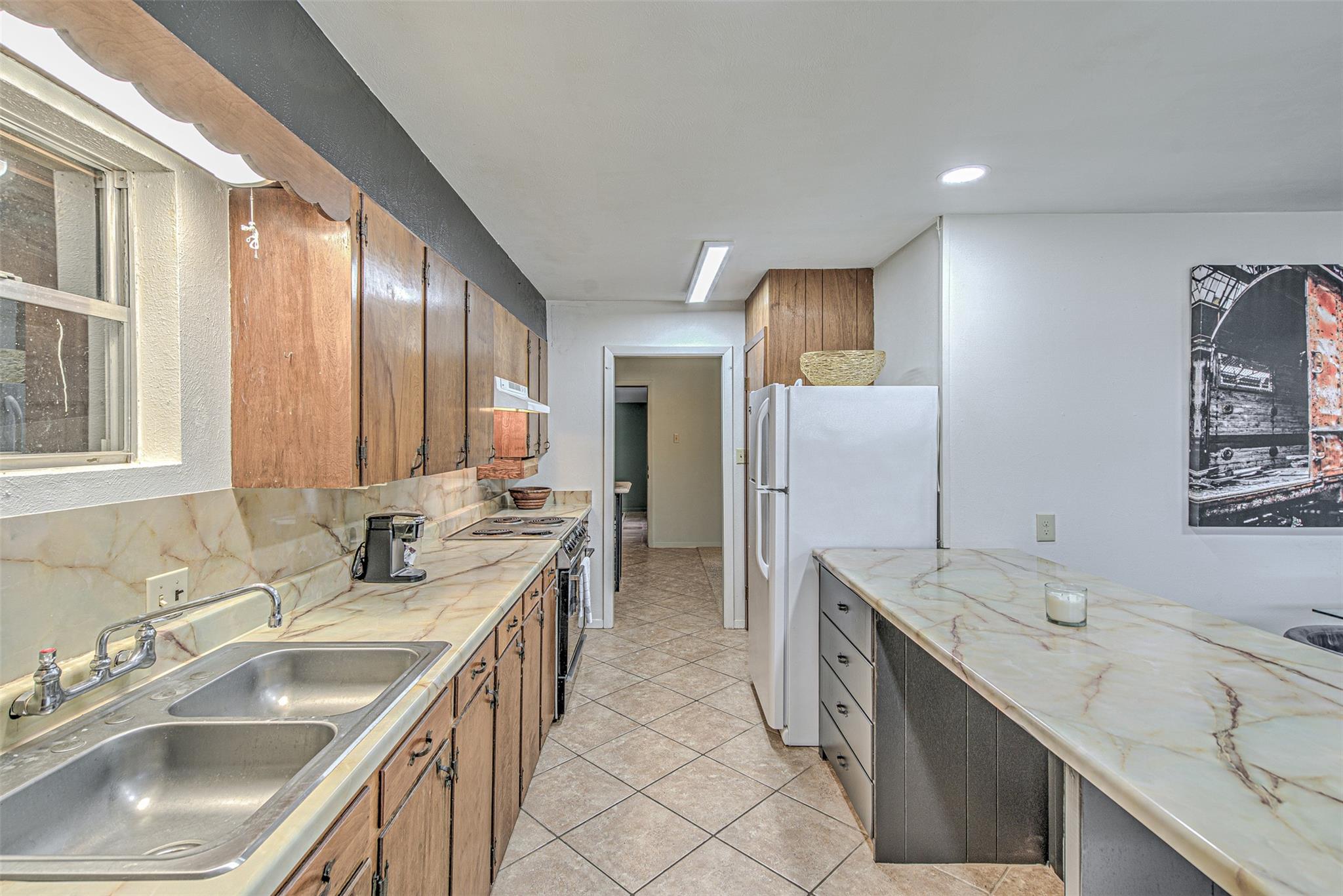 5304 Bedford St, Kingsland, TX 78639