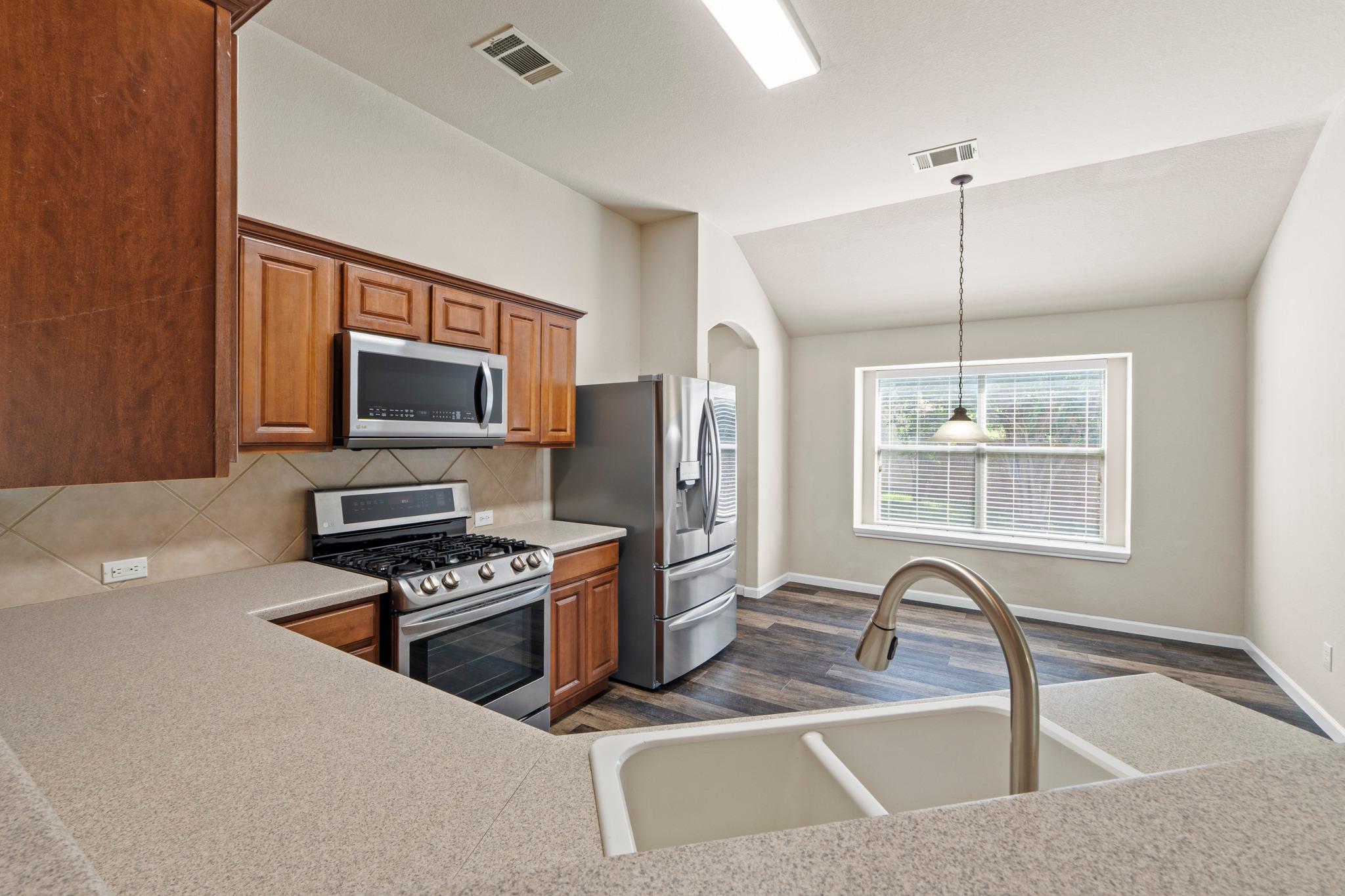 1109 Blackburn Pl, Round Rock, TX 78665