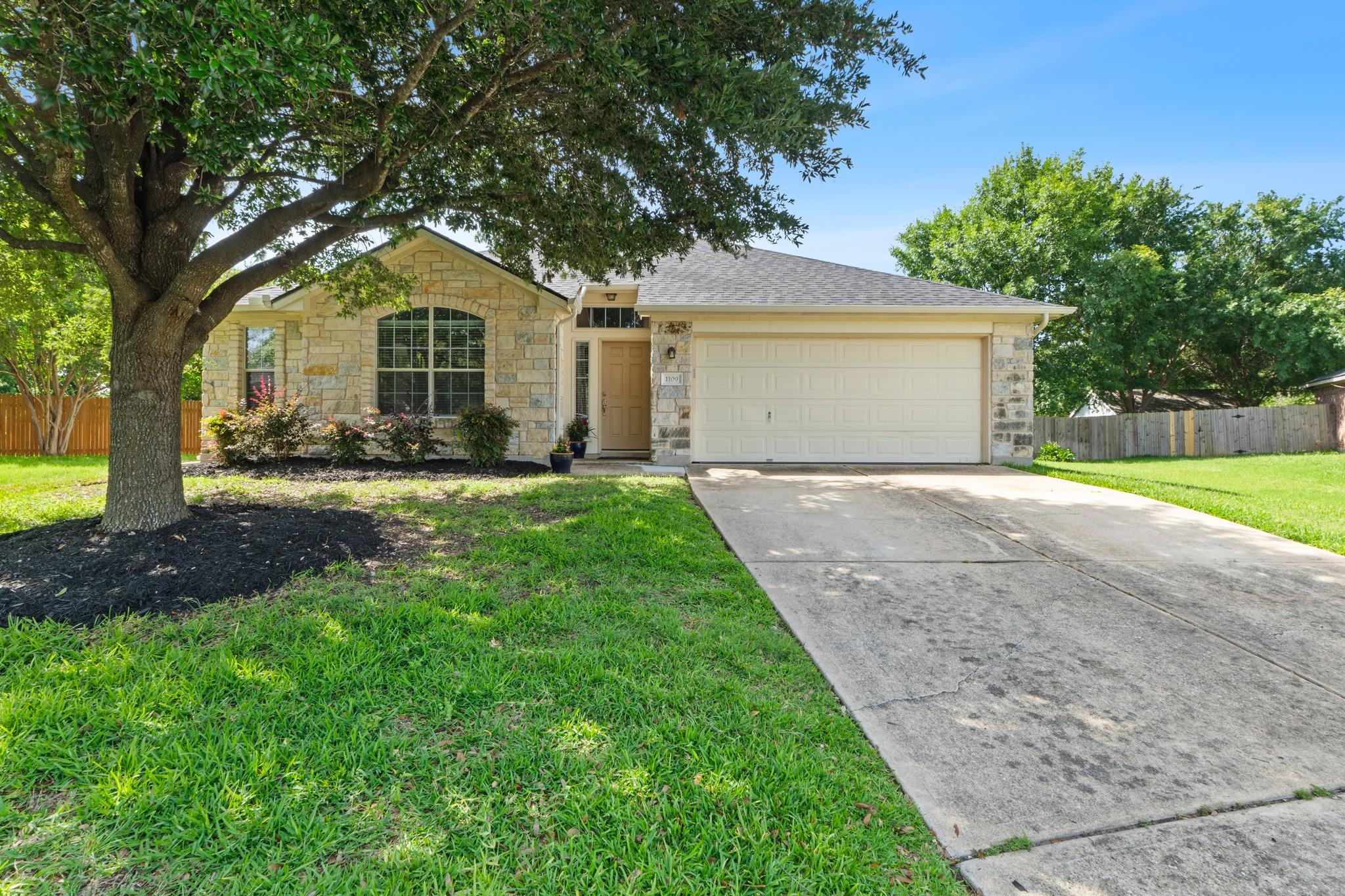 1109 Blackburn Pl, Round Rock, TX 78665