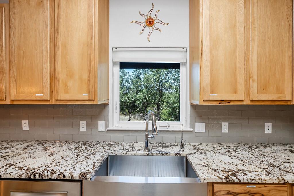 13326 Trautwein Rd, Austin, TX 78737