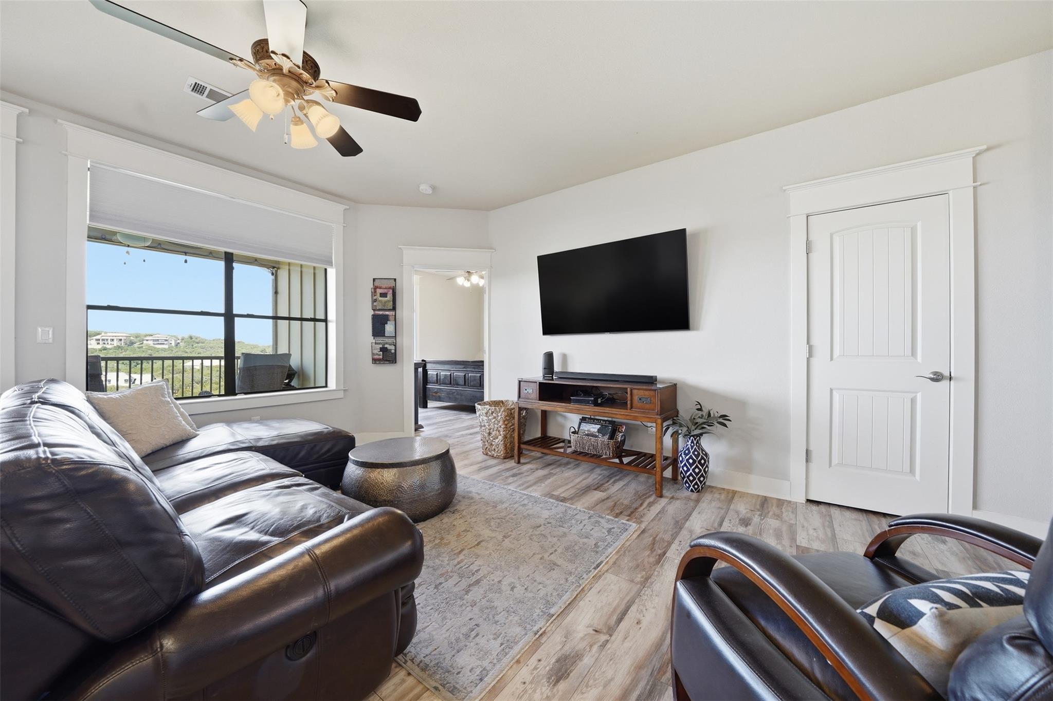 17808 Maritime Point Dr # 302, Jonestown, TX 78645