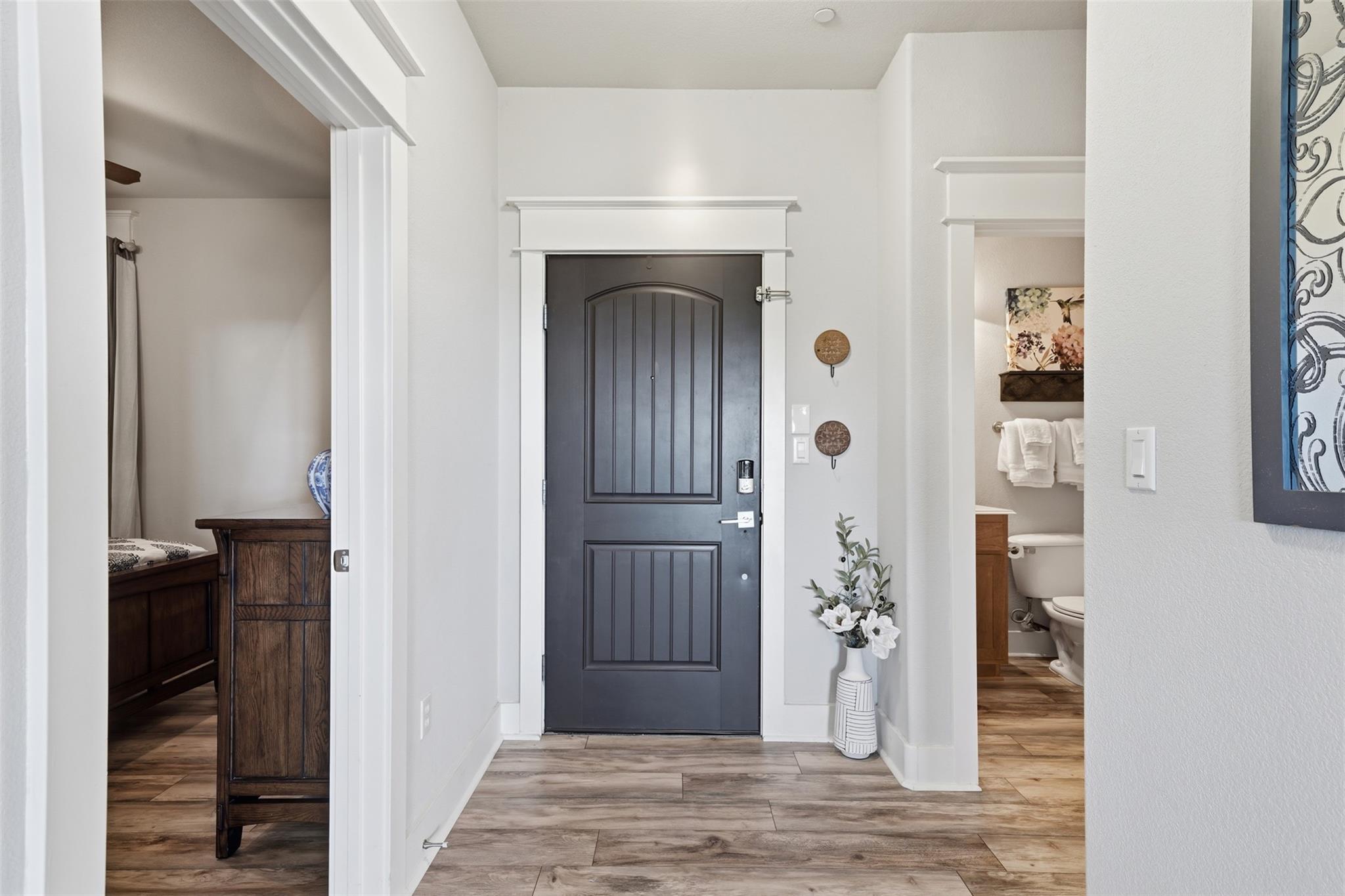 17808 Maritime Point Dr # 302, Jonestown, TX 78645