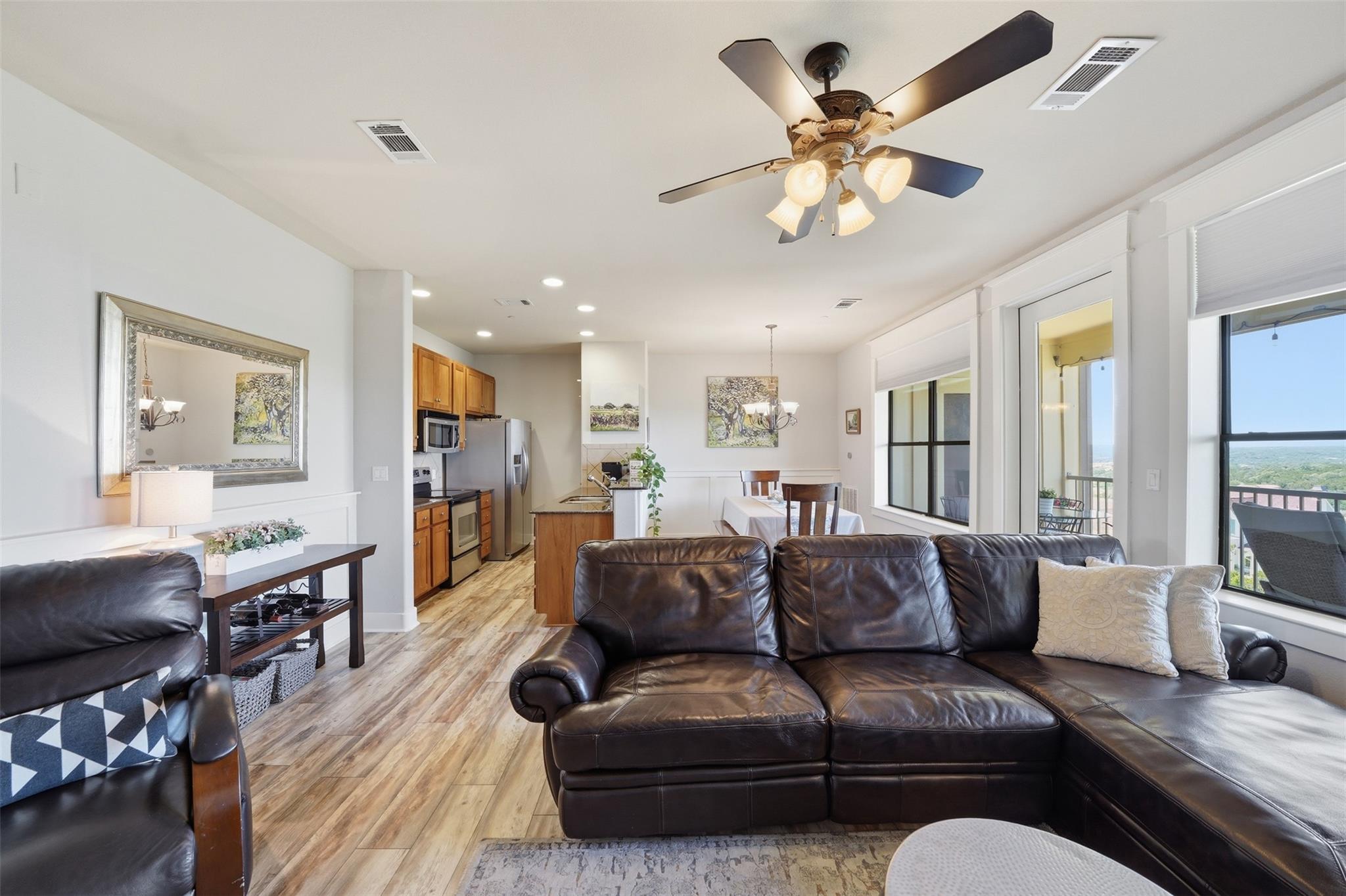 17808 Maritime Point Dr # 302, Jonestown, TX 78645