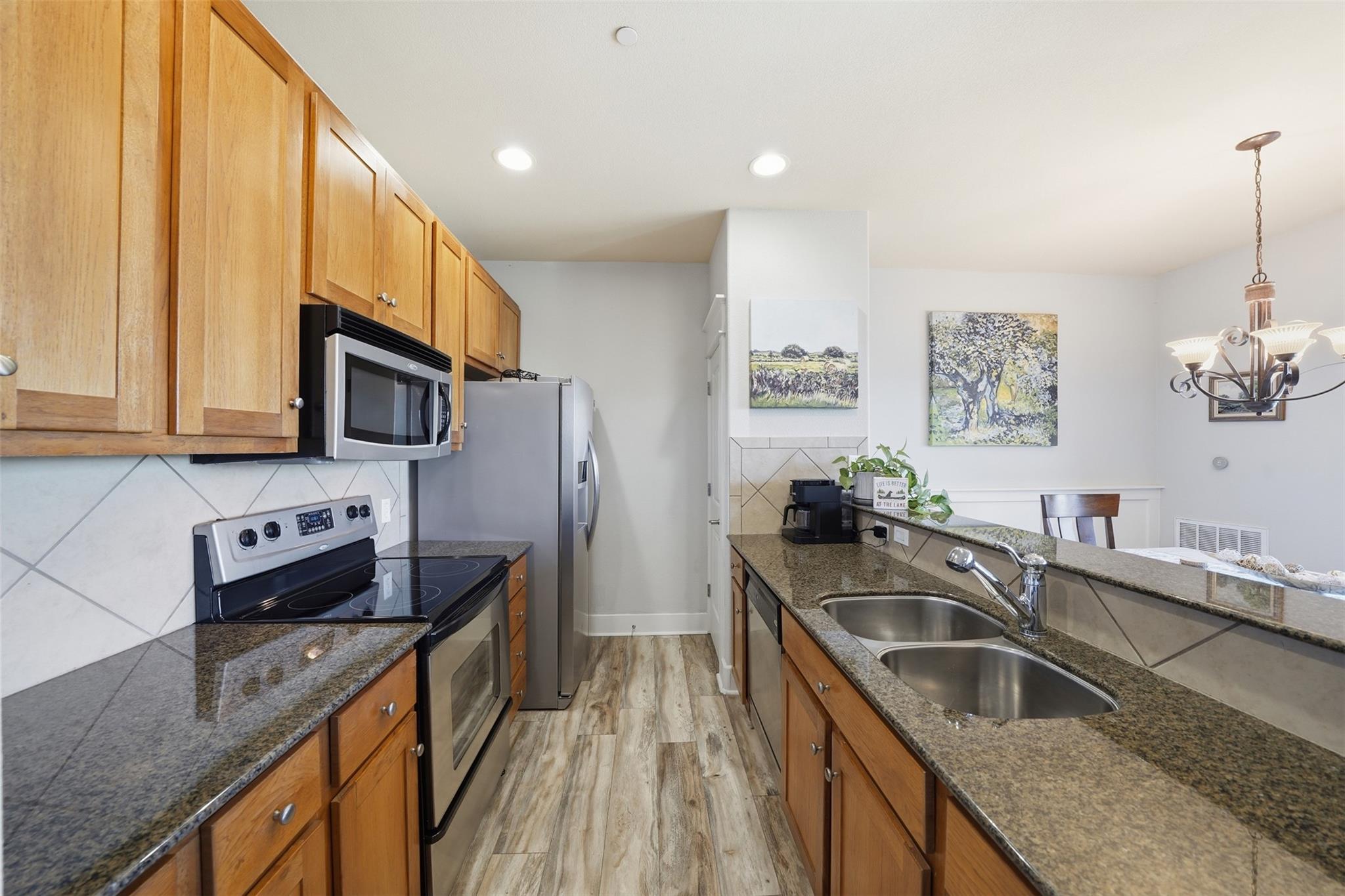 17808 Maritime Point Dr # 302, Jonestown, TX 78645