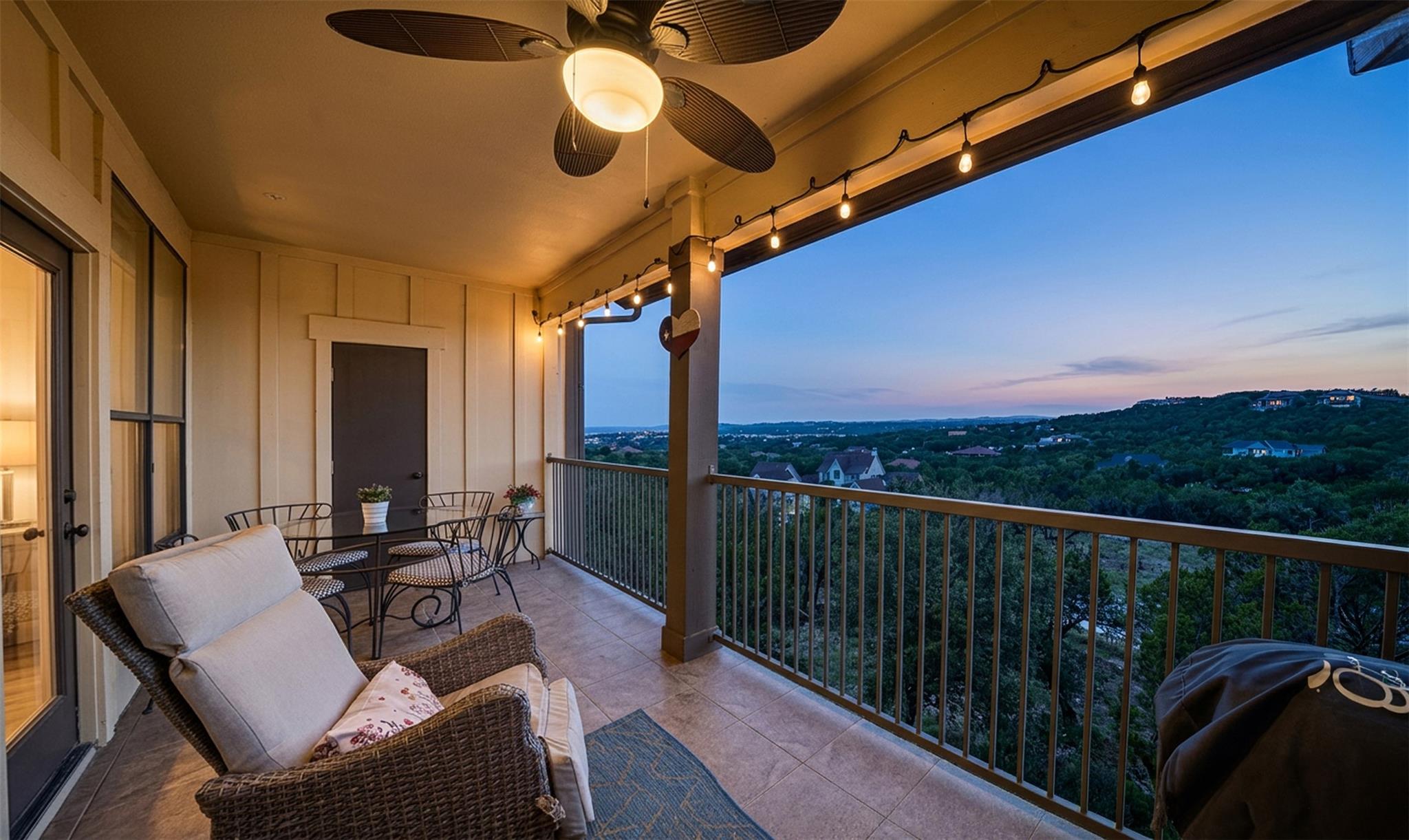 17808 Maritime Point Dr # 302, Jonestown, TX 78645