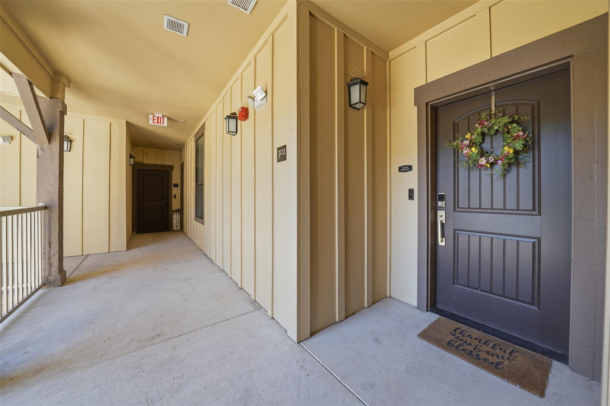 17808 Maritime Point Dr # 302, Jonestown, TX 78645
