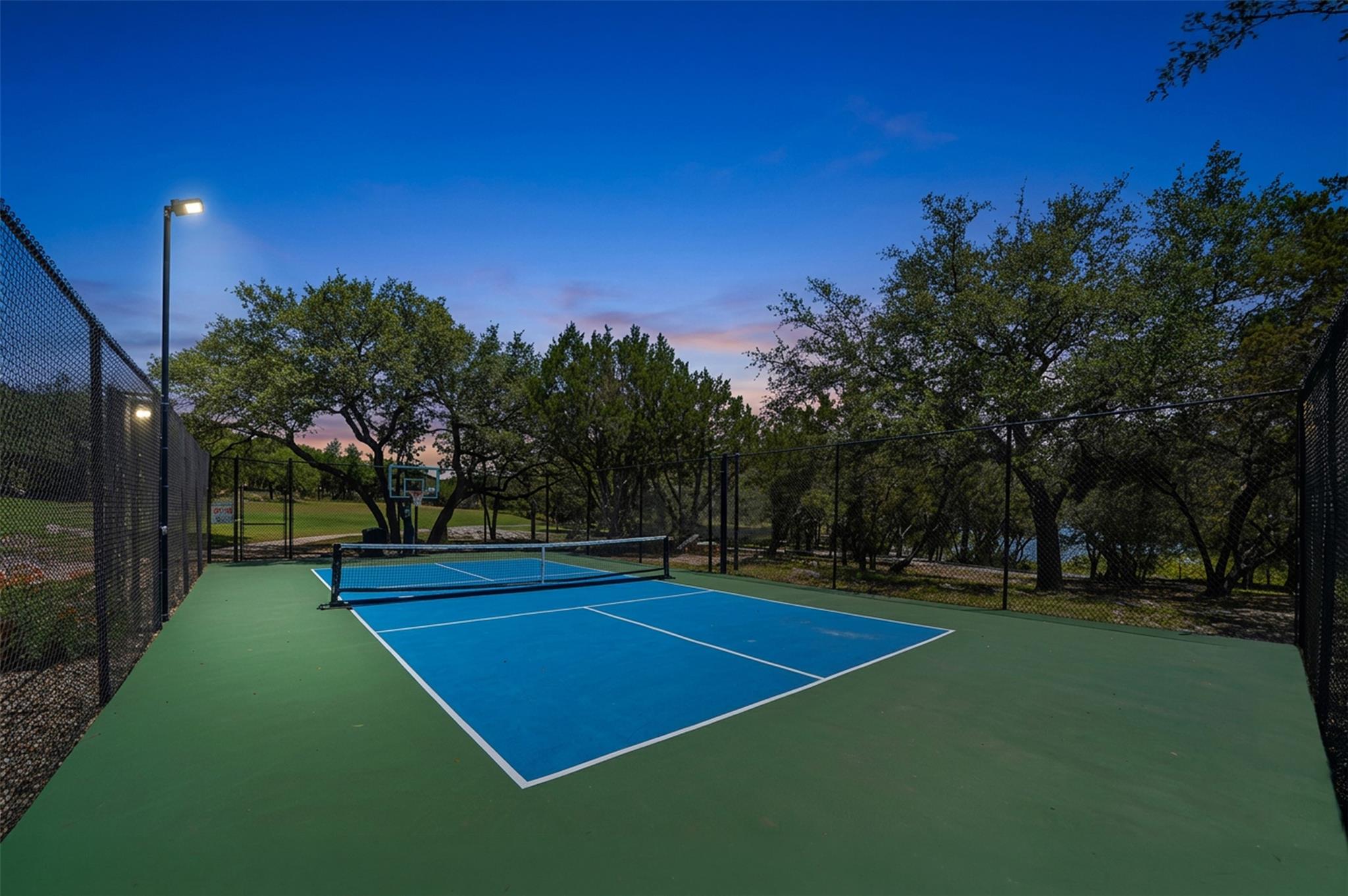 17808 Maritime Point Dr # 302, Jonestown, TX 78645