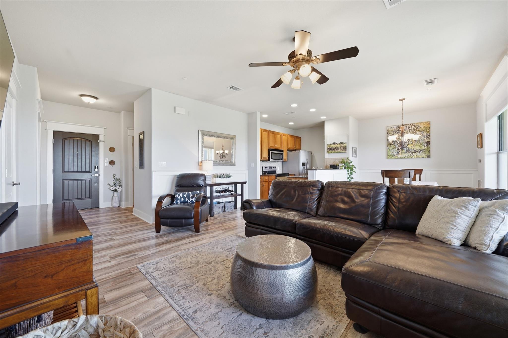 17808 Maritime Point Dr # 302, Jonestown, TX 78645