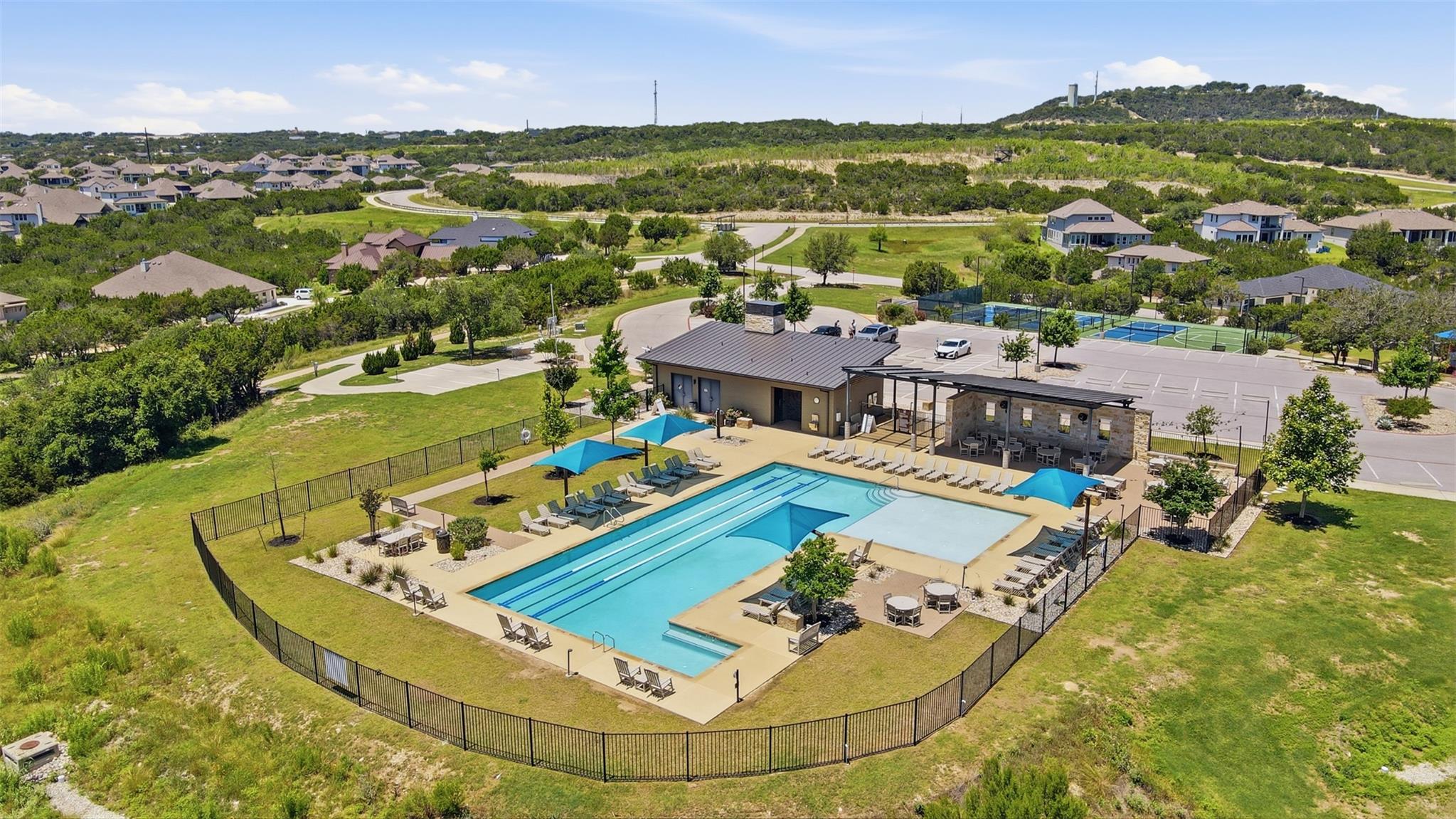 17808 Maritime Point Dr # 302, Jonestown, TX 78645
