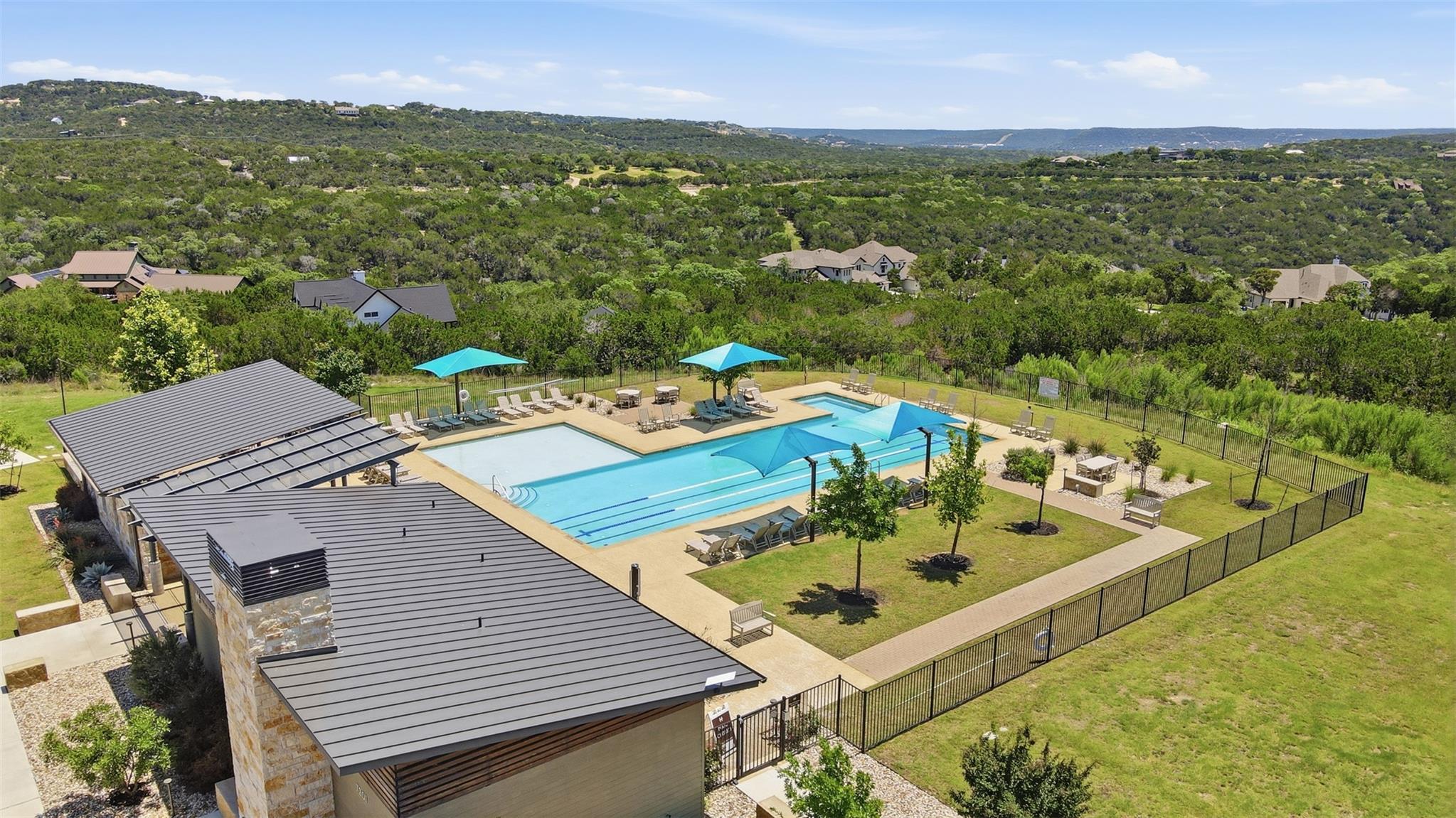 17808 Maritime Point Dr # 302, Jonestown, TX 78645
